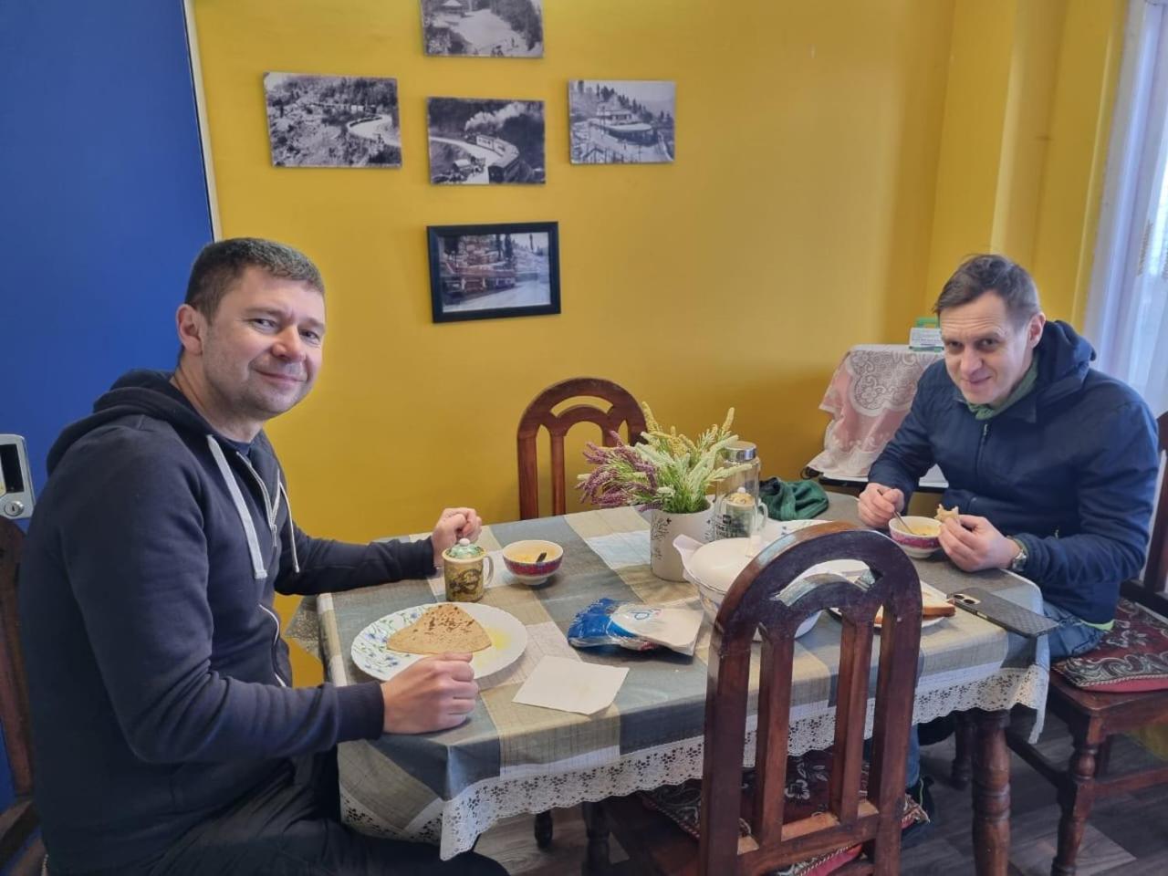 Homestay Beverly Hills