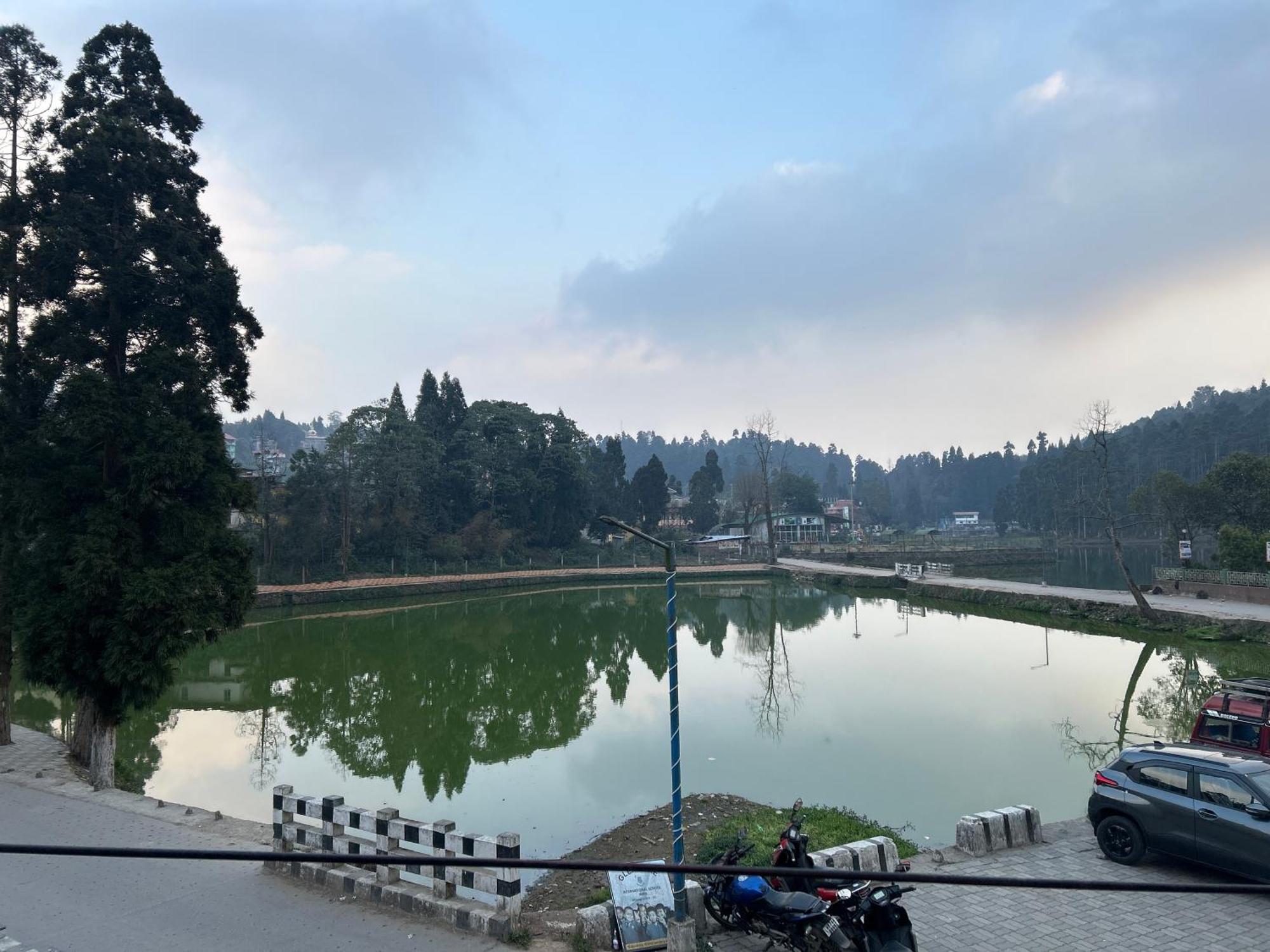 Sampang And Restaurant Darjeeling (West Bengal)