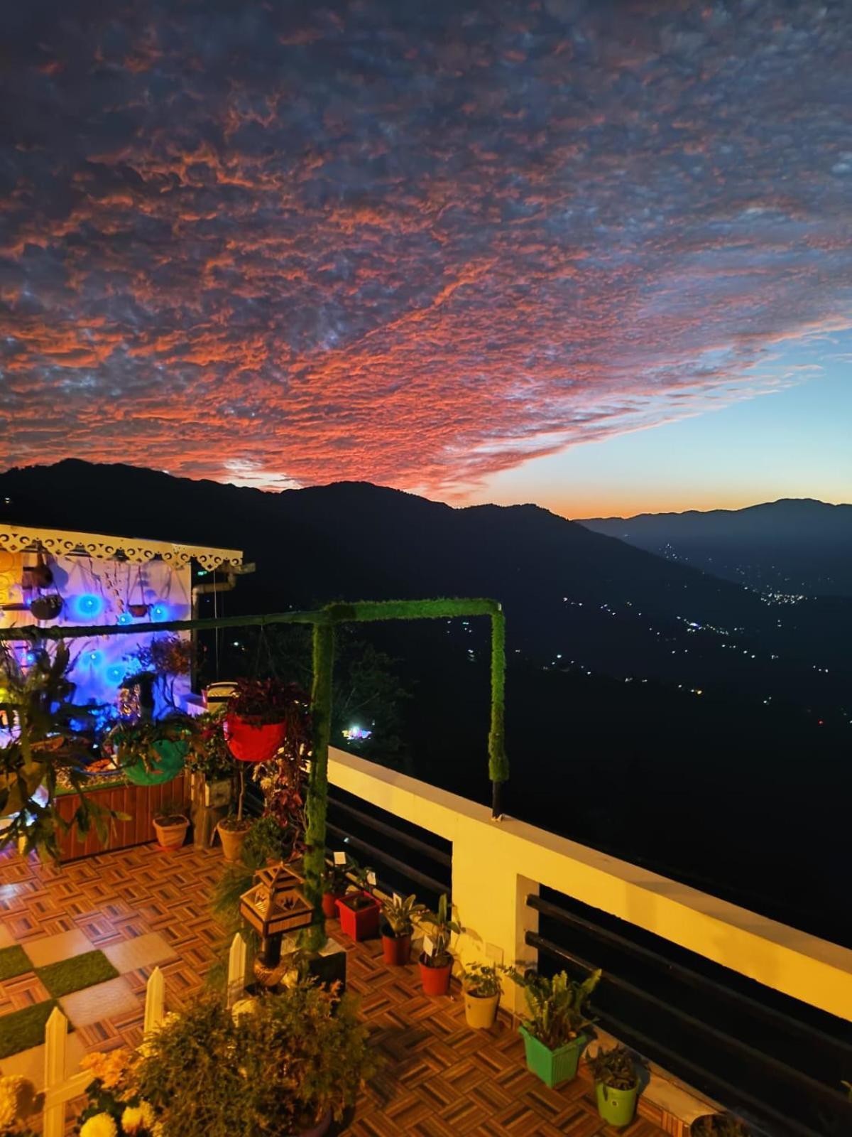Homestay The Sunset Nest Offbeat