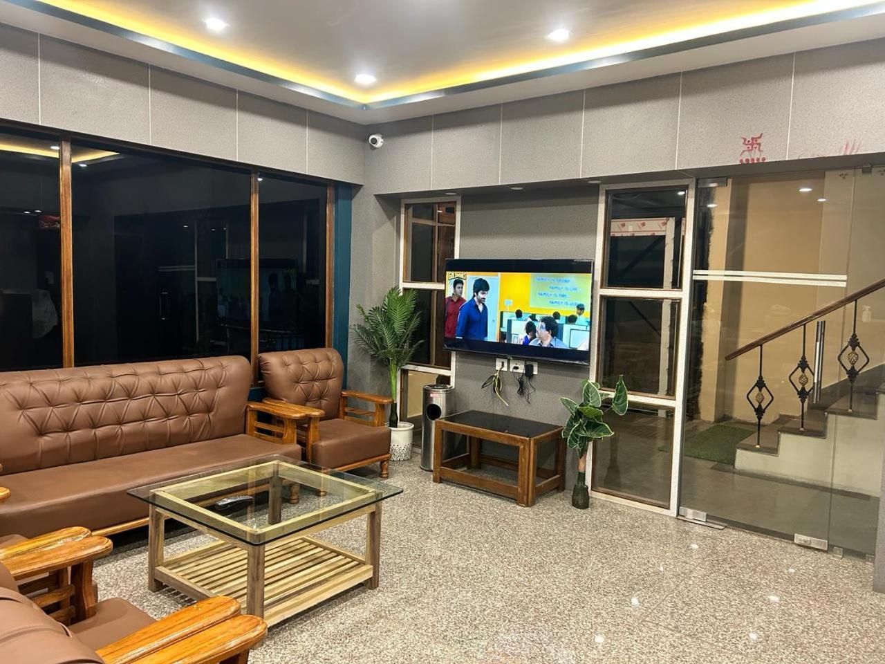 Rudra Bhawan, 6 Minutes To Mall Rd Hotel