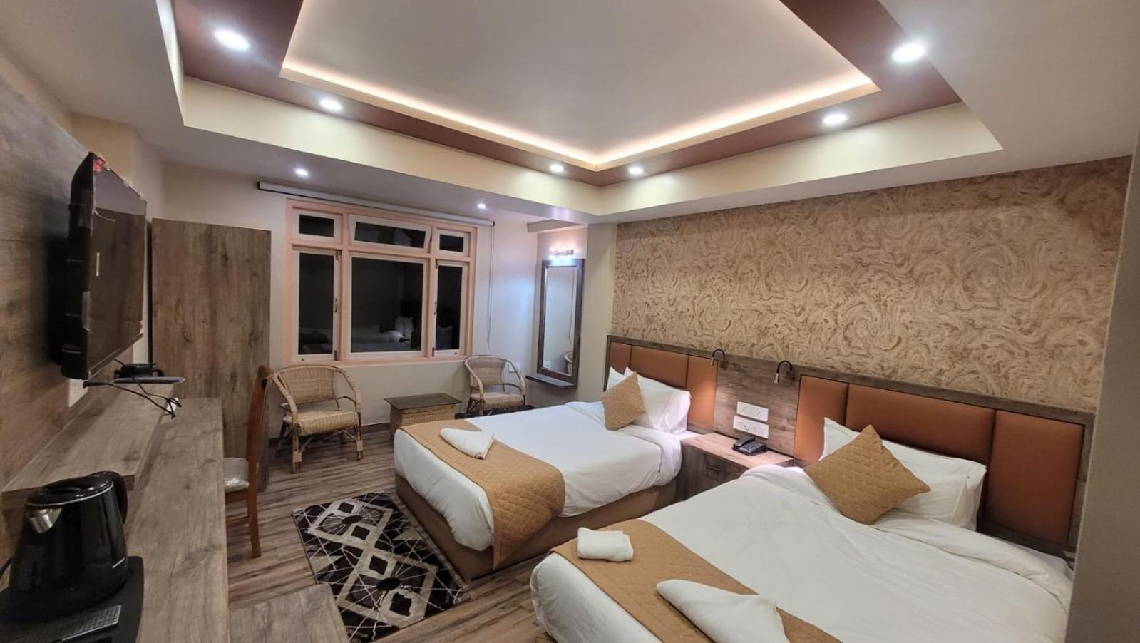 Rudra Bhawan, 6 Minutes To Mall Rd 3*