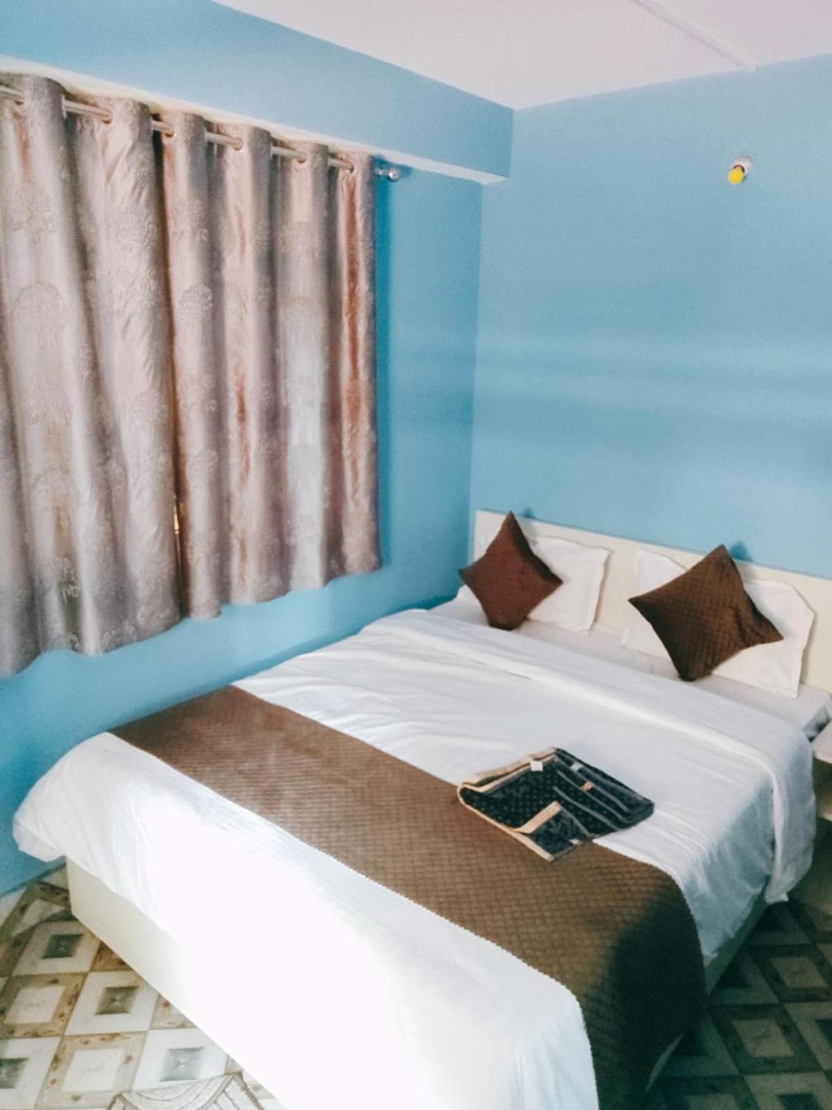 Hotel Albatross