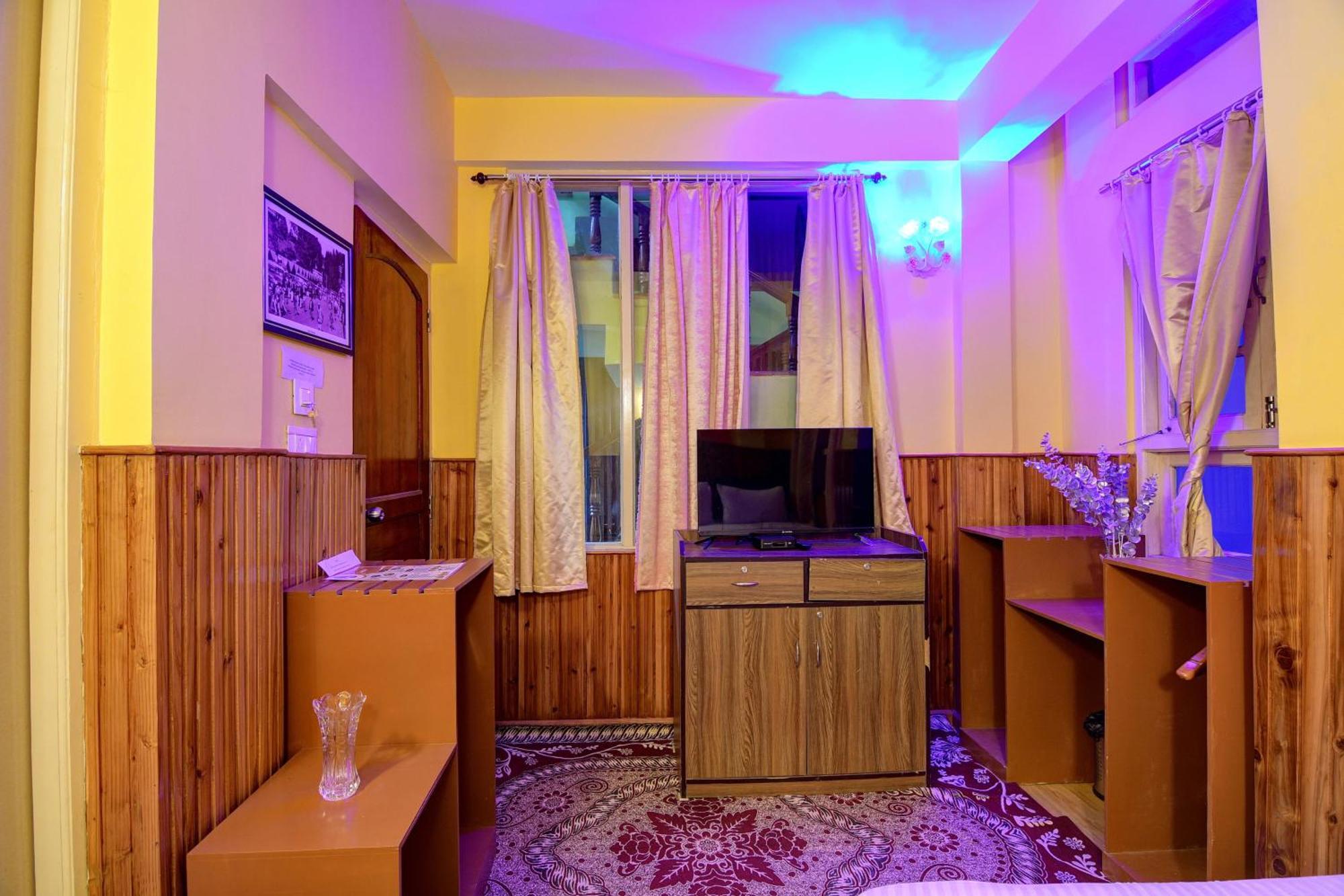 O Maruti Luxury Apartment