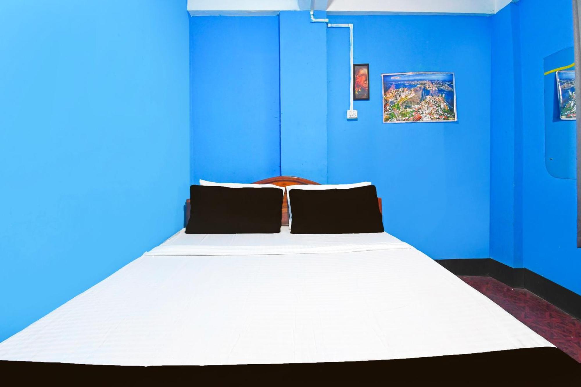 Hotel O Amarkunj 3*