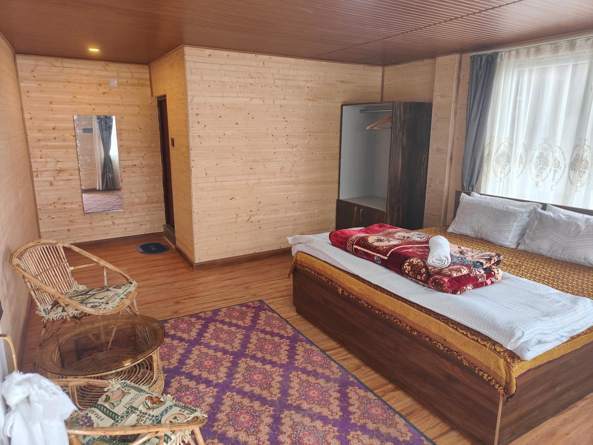 Karsa Retreat *