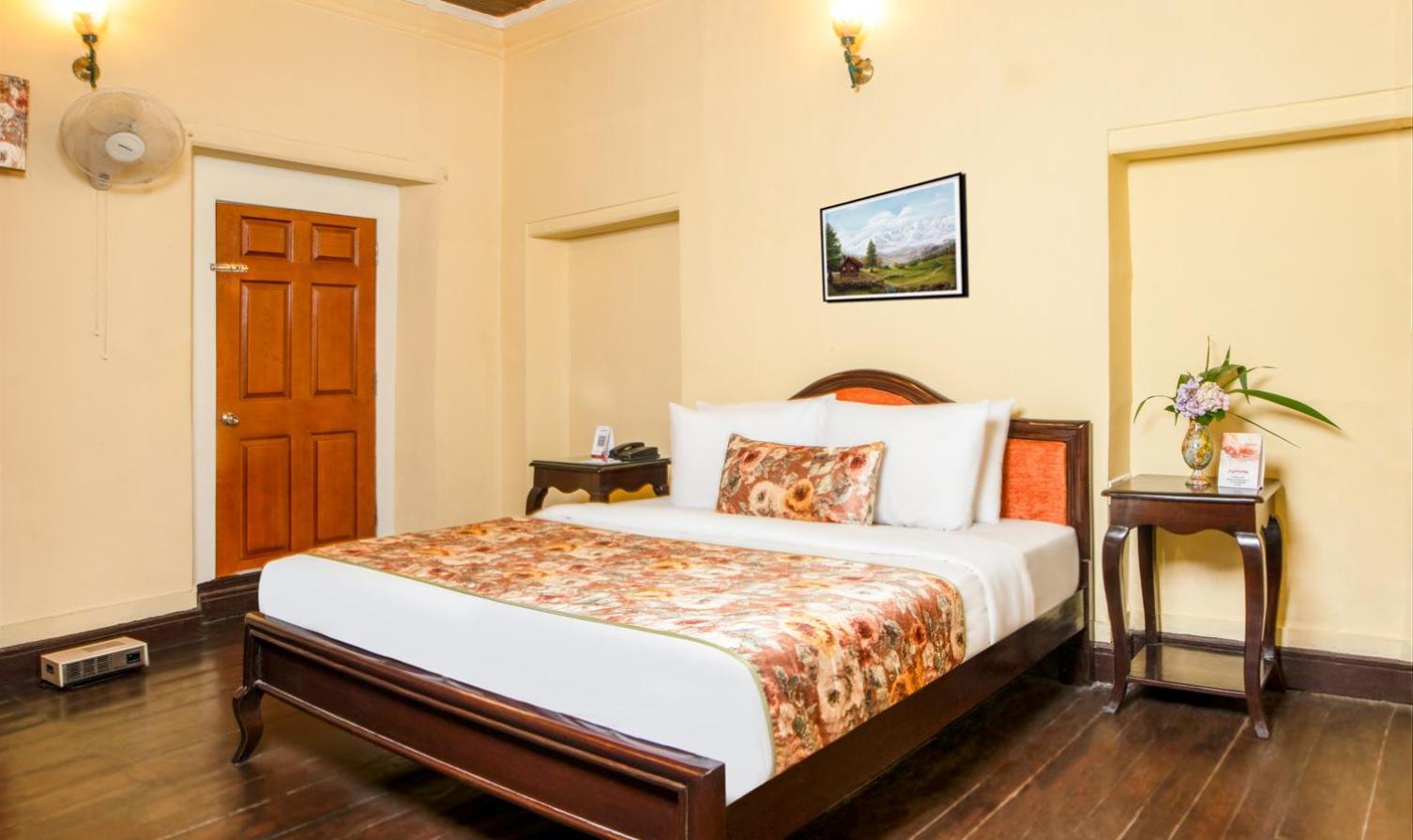 Summit Swiss Heritage & 4*