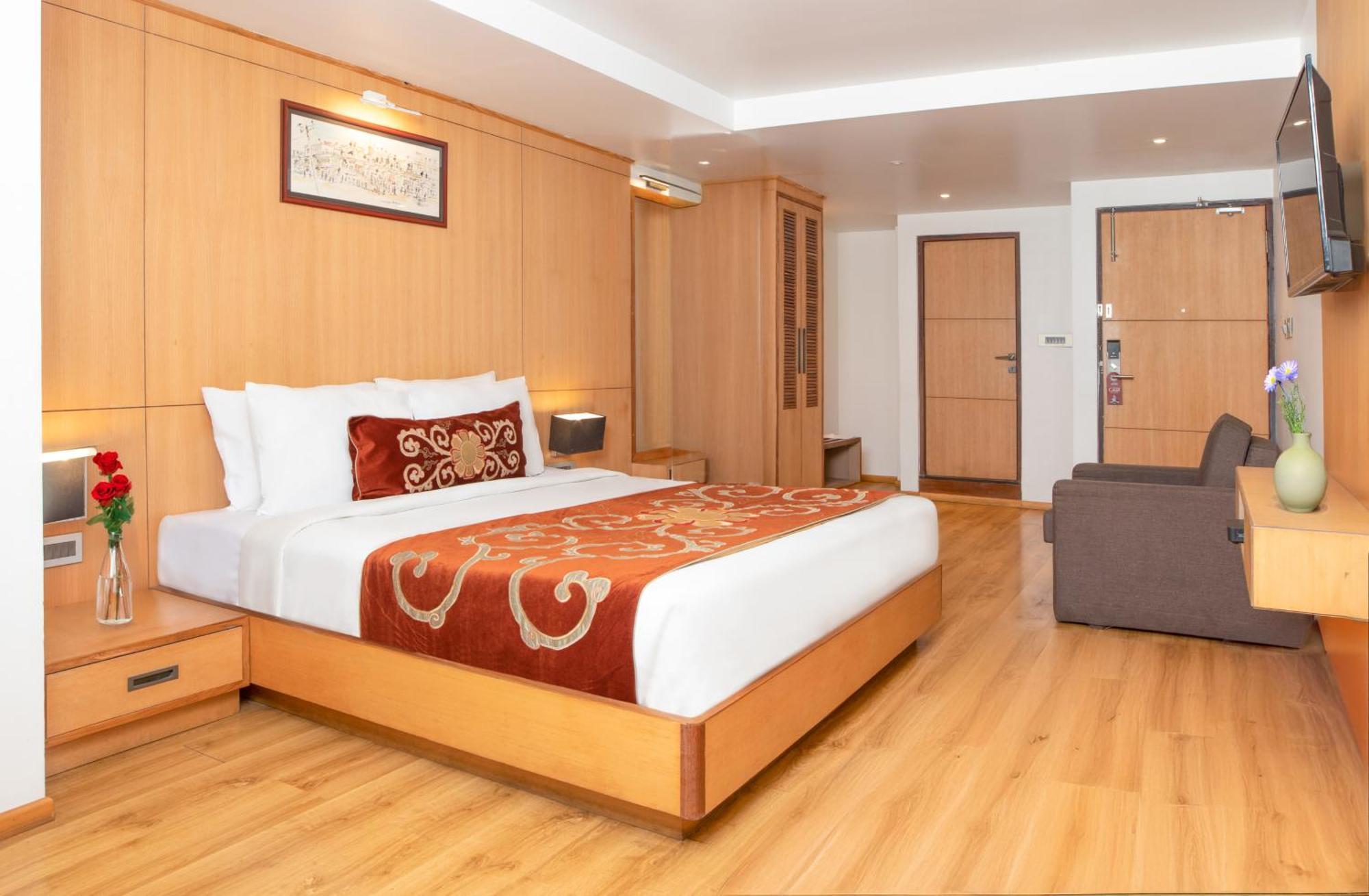 Summit Swiss Heritage & Resort 4*
