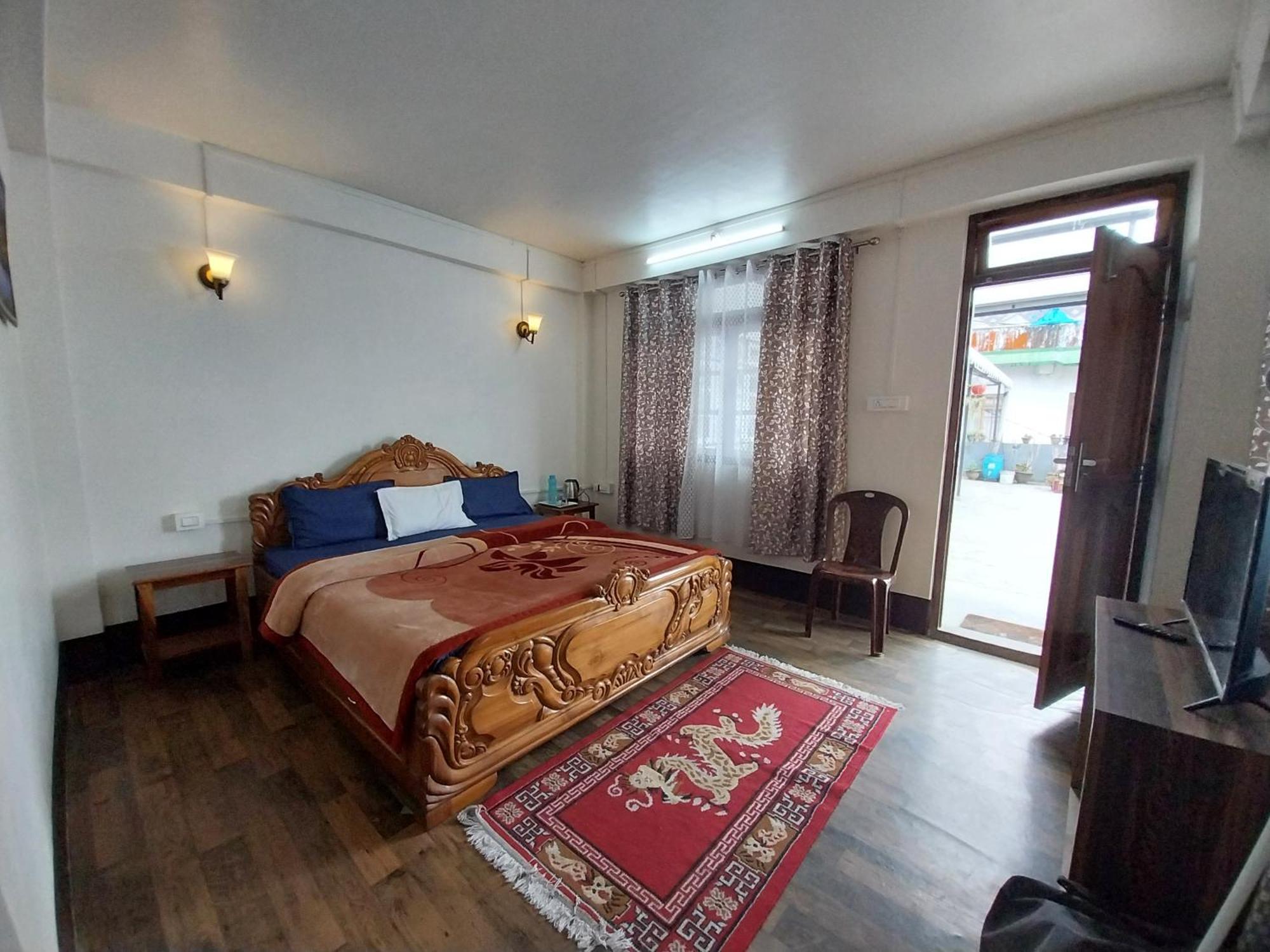 Sunakhari Darjeeling * Darjeeling (West Bengal)