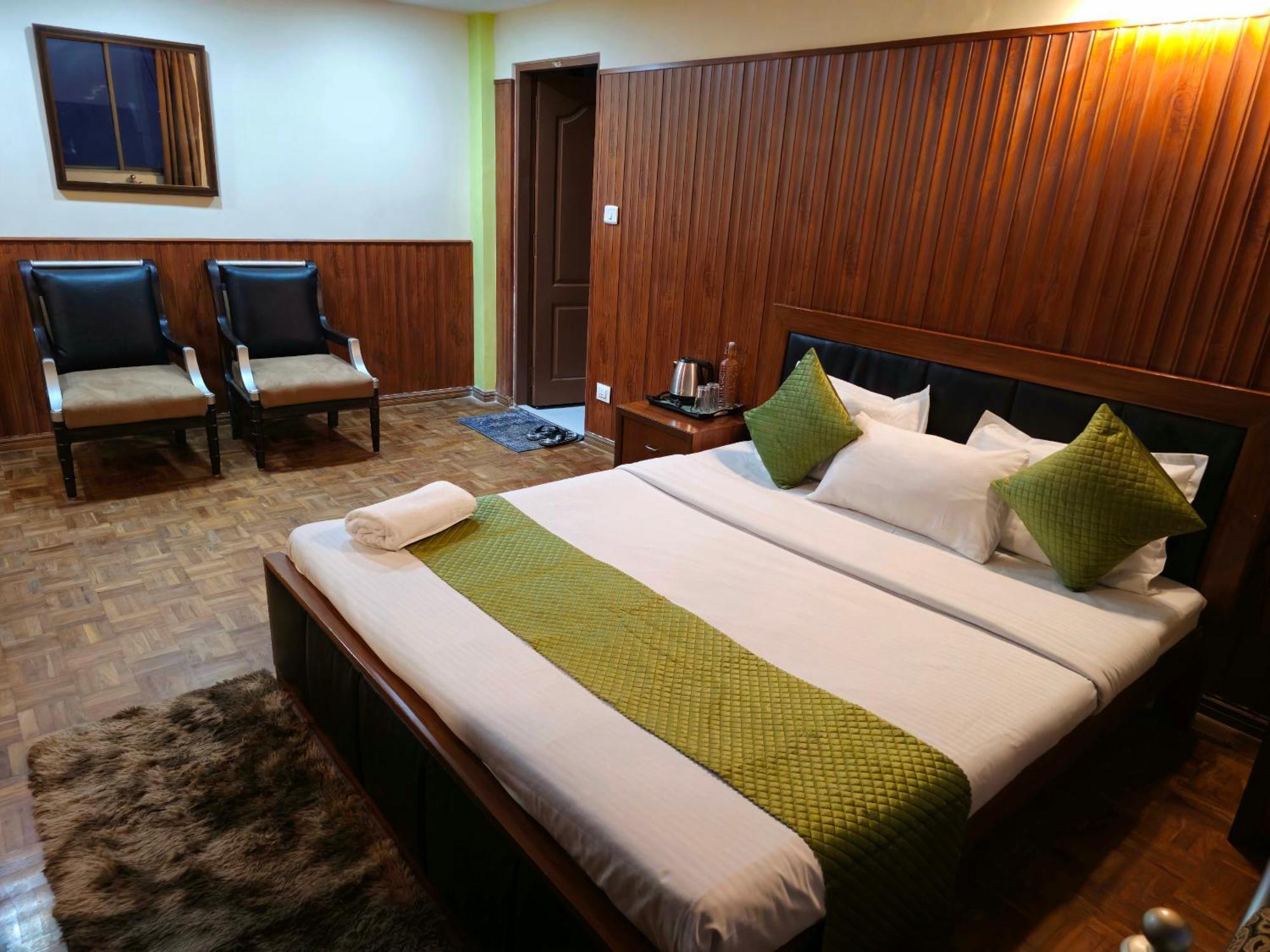 Royal Vista -