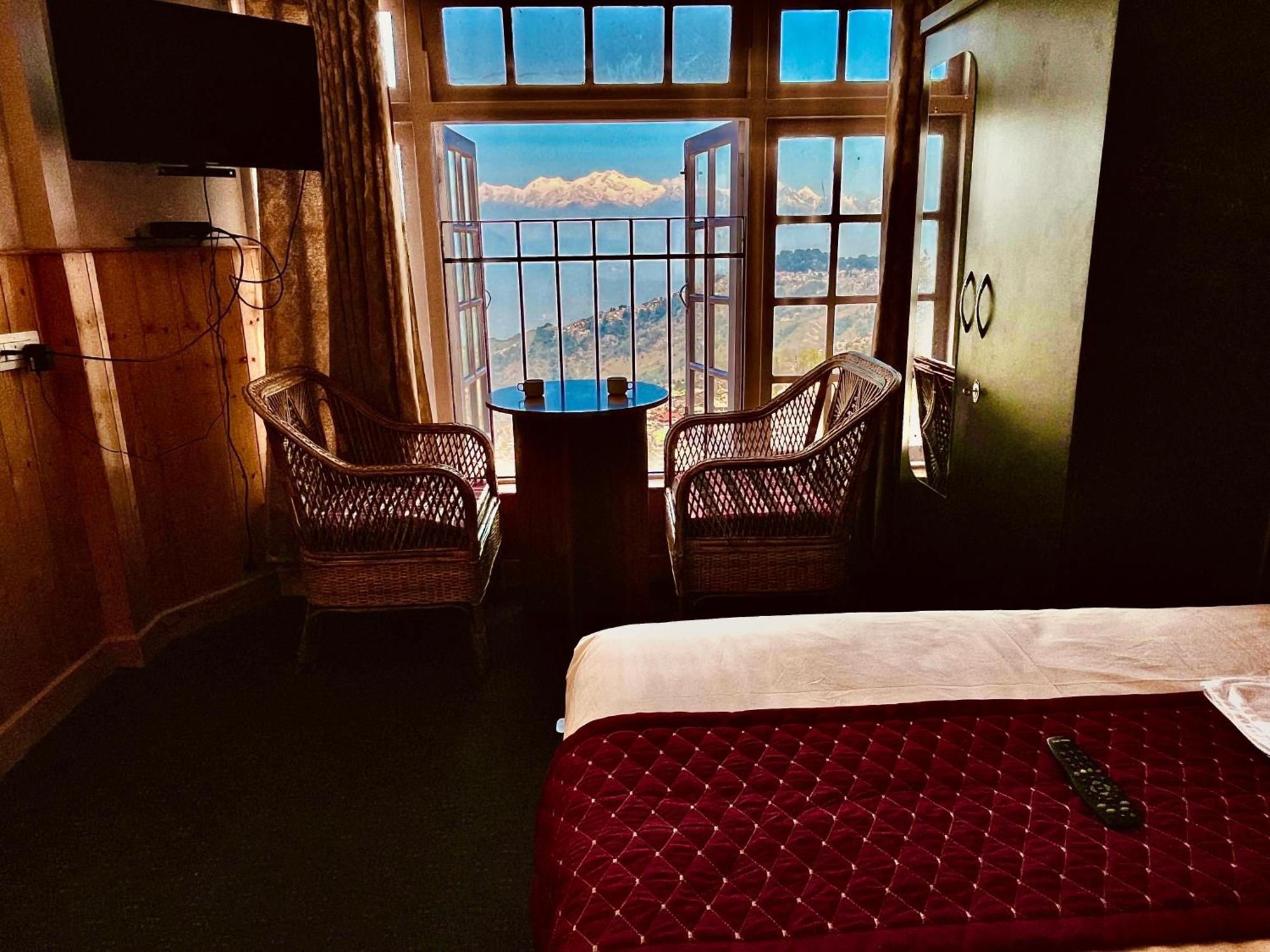 Himalayan Gorkha Retreat Ii Free Parking *