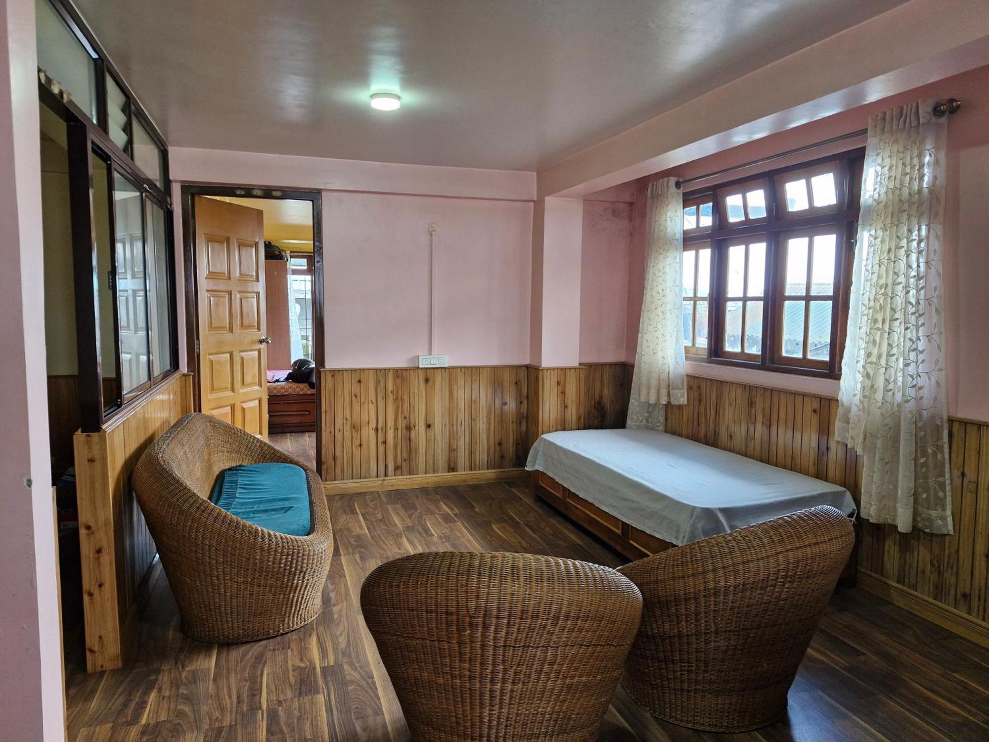 Himalayan Window *