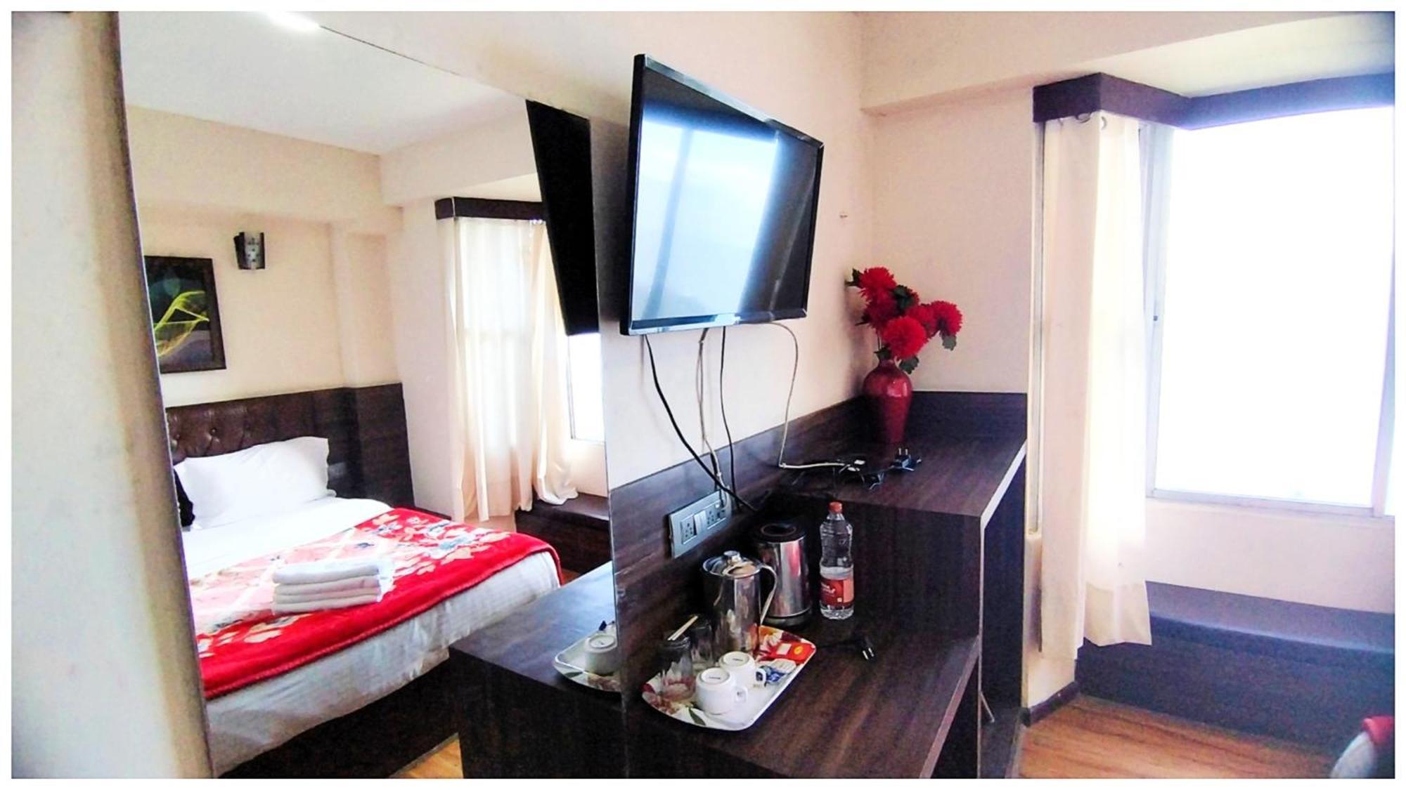 Hotel Premium Olive Branch Near Chowrasta Tourist Attraction 3*
