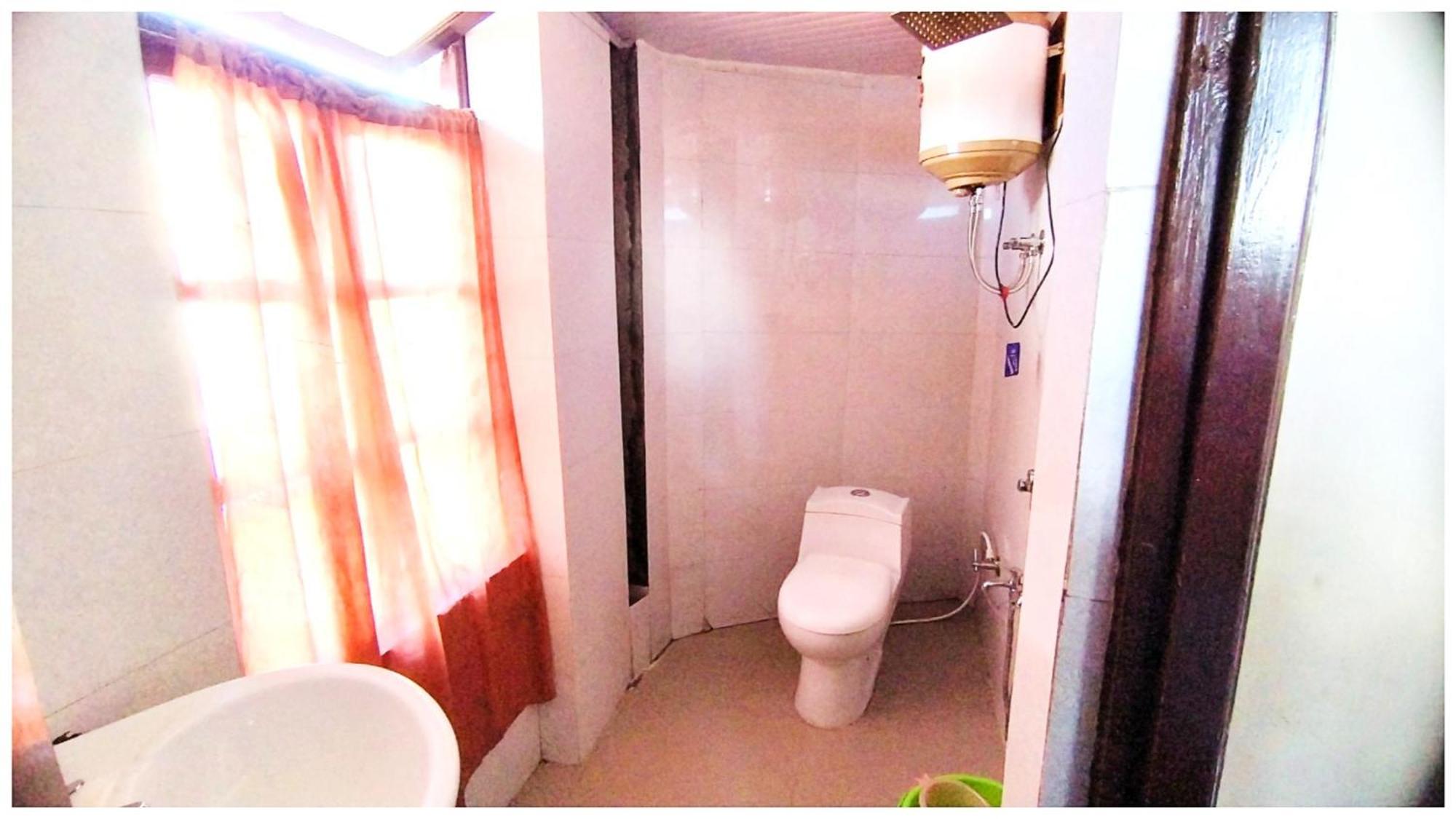 Hotel Premium Olive Branch Near Chowrasta Tourist Attraction Darjeeling (West Bengal)