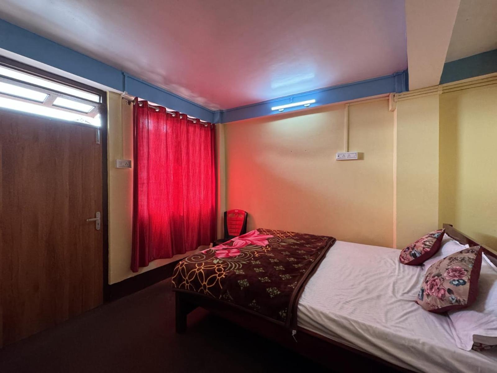 Annexinn Hotel *