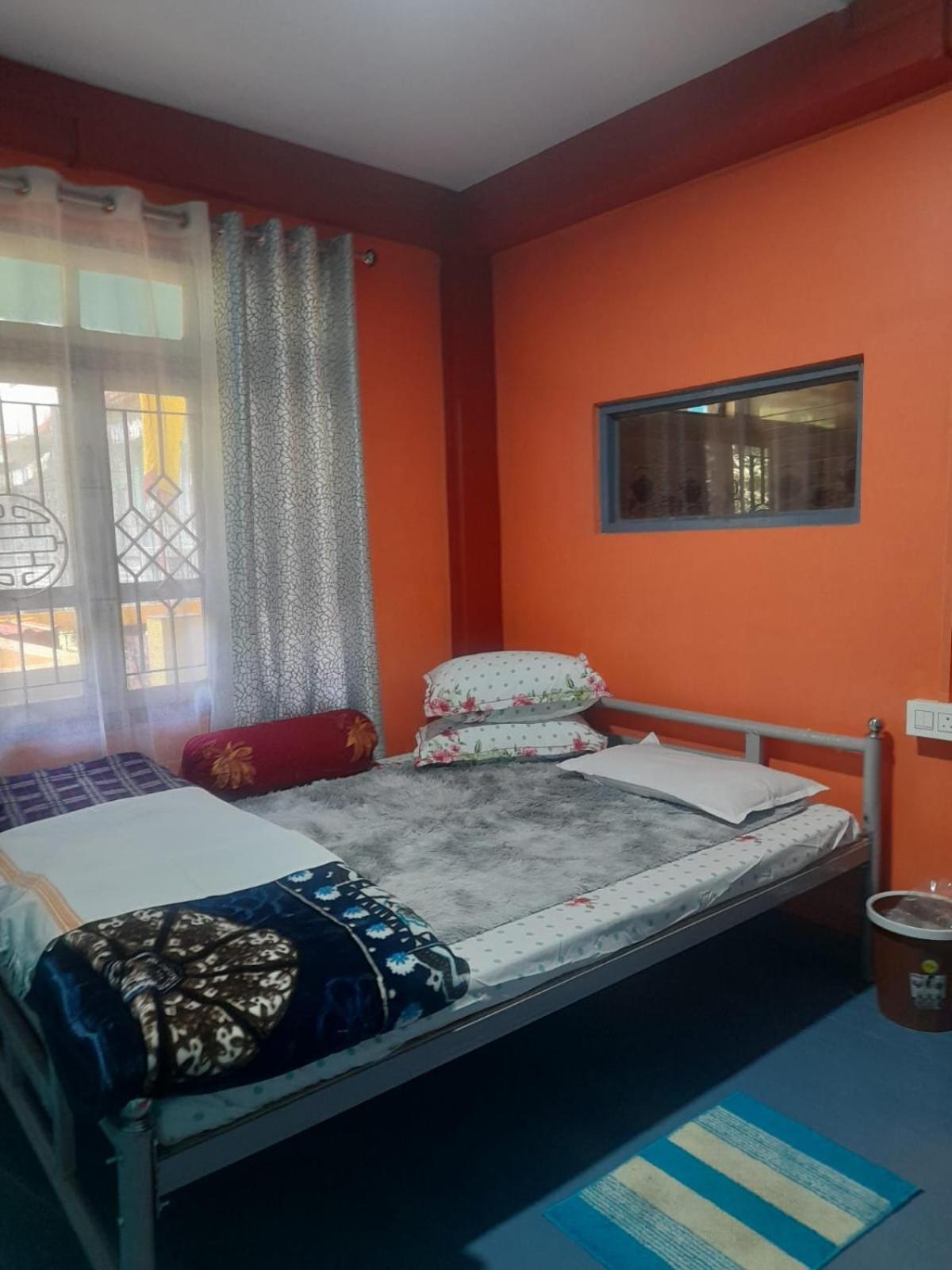 Eden Guest house Darjeeling (West Bengal)
