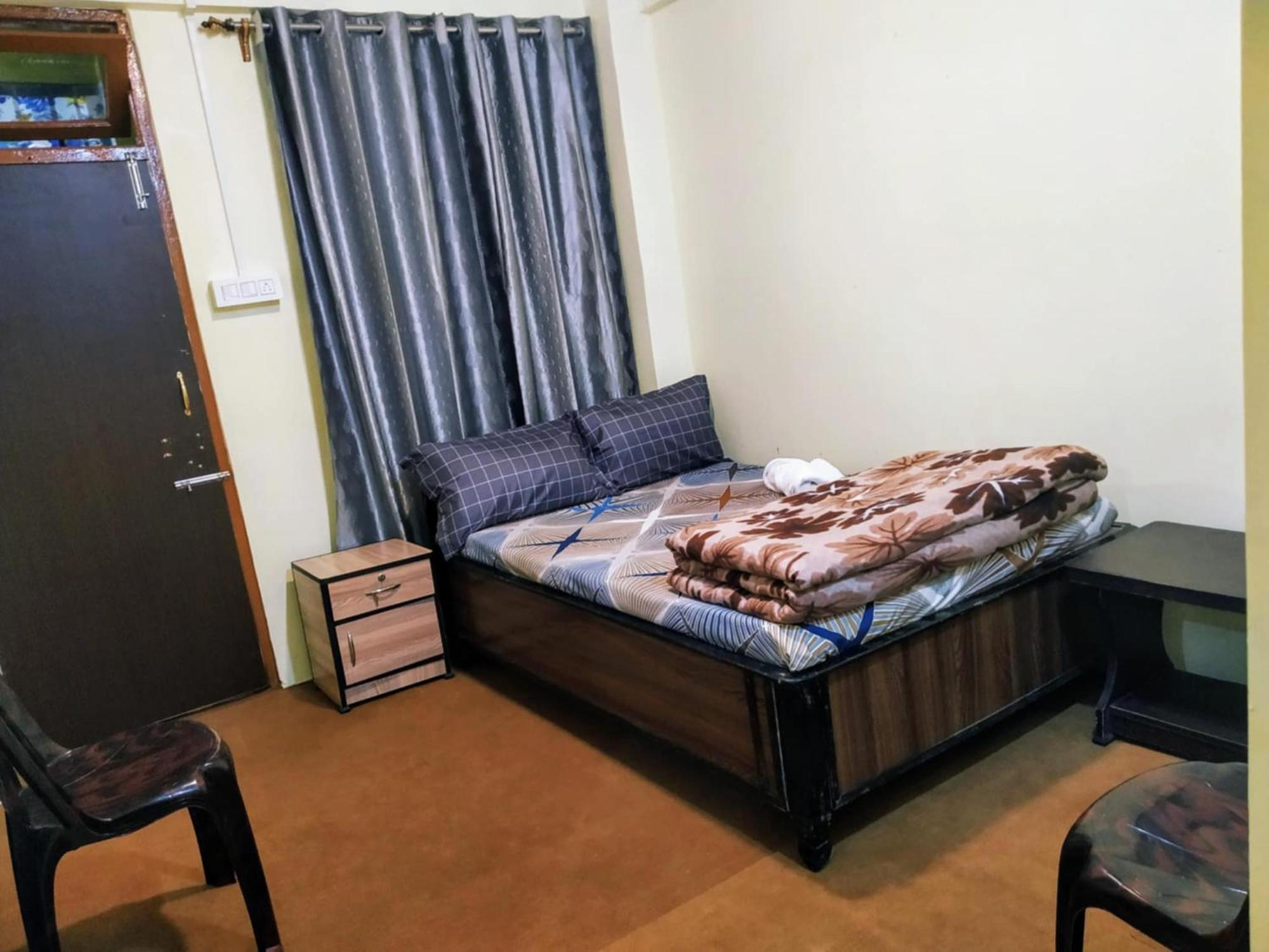 Lemon Tree Prime Location Apartment *