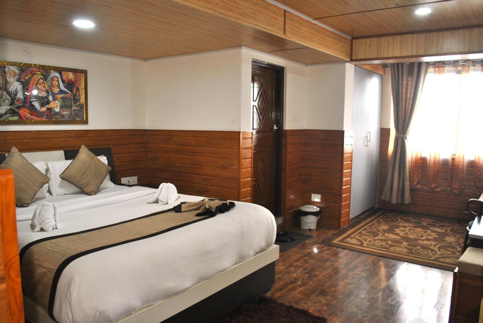 Motel Kasturi Palace & Restaurant Darjeeling Darjeeling (West Bengal)