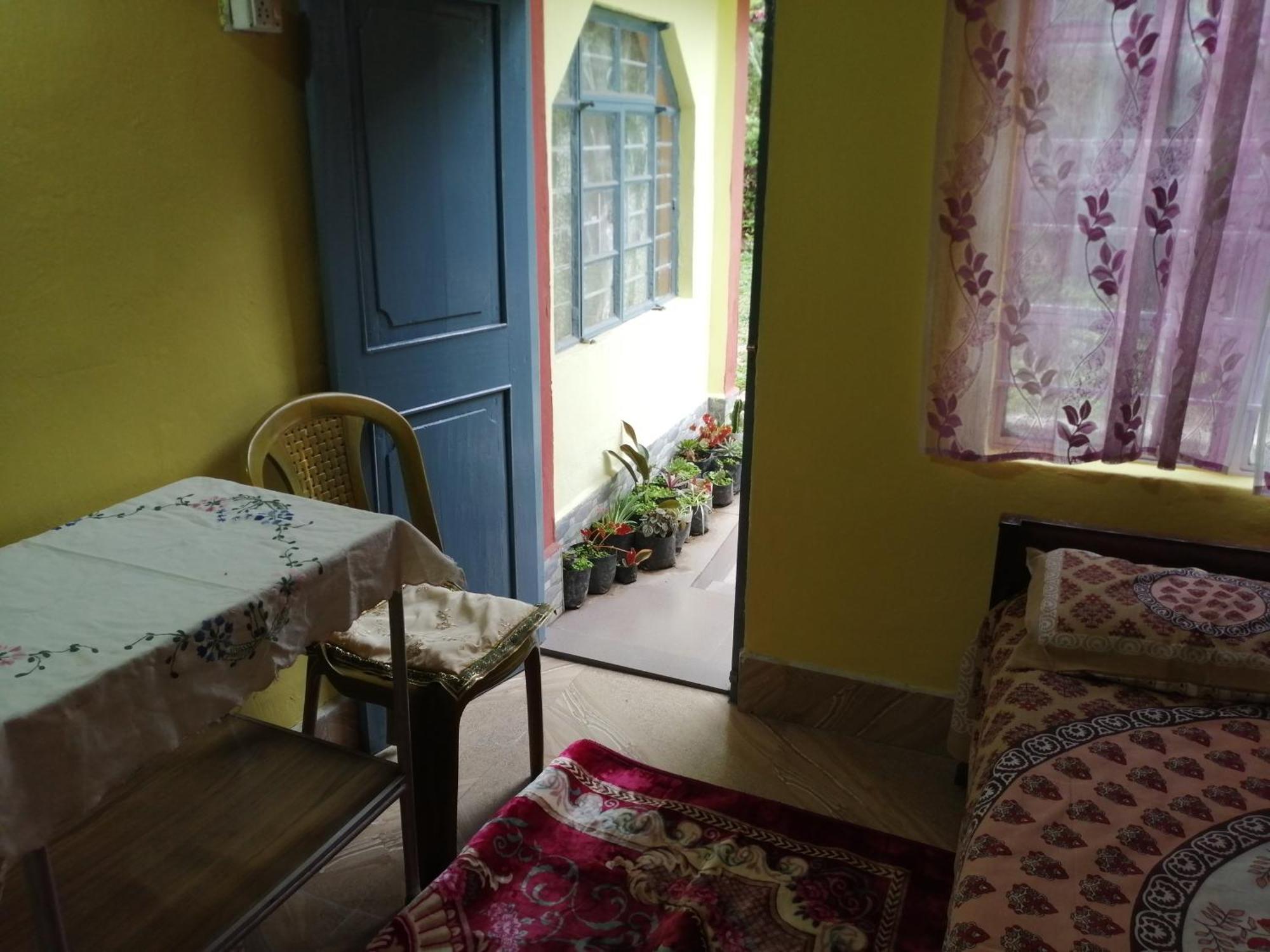 Apartment Deepahomestay Gairi Gown