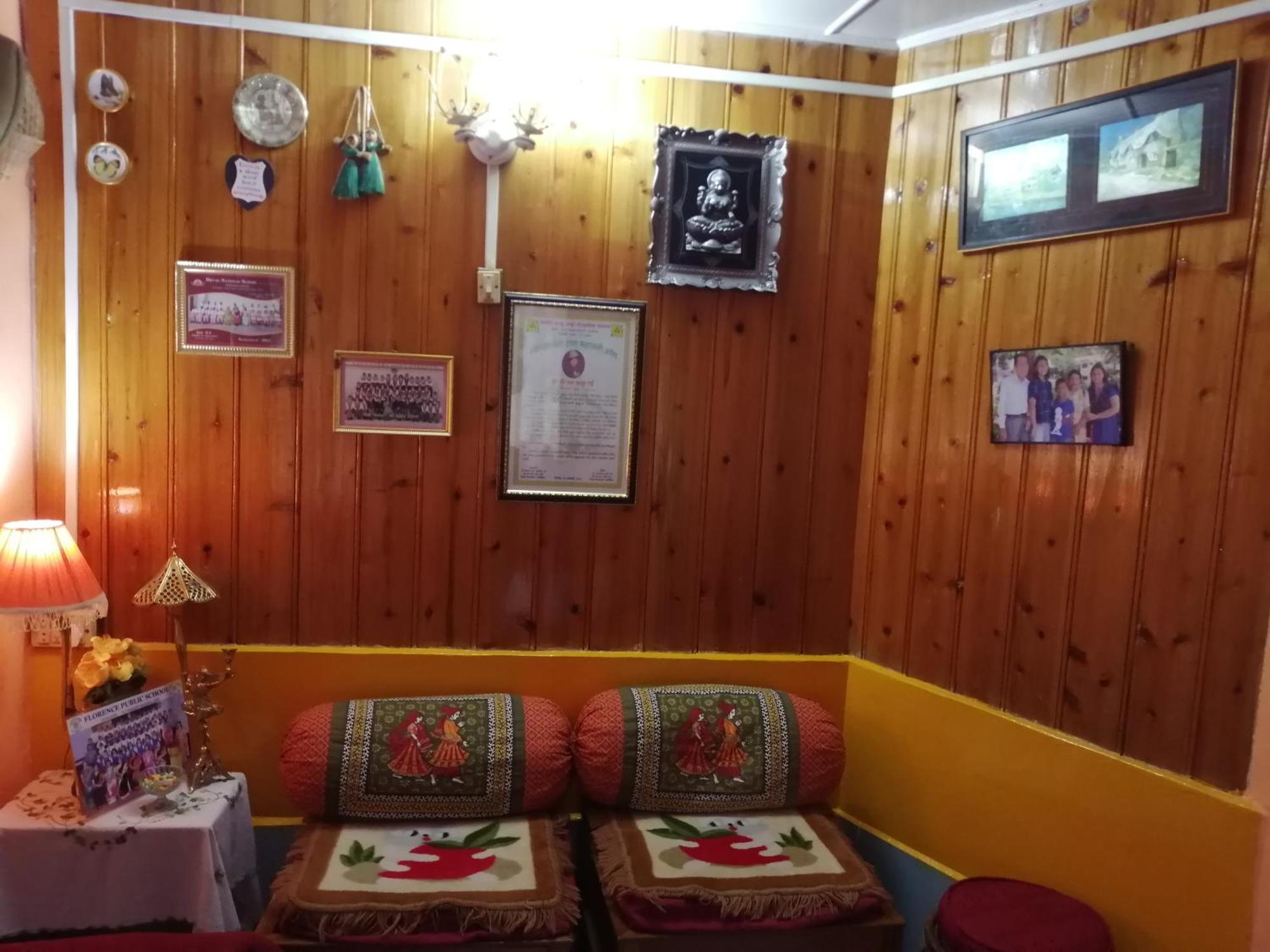 Deepahomestay Gairi Gown Darjeeling (West Bengal)
