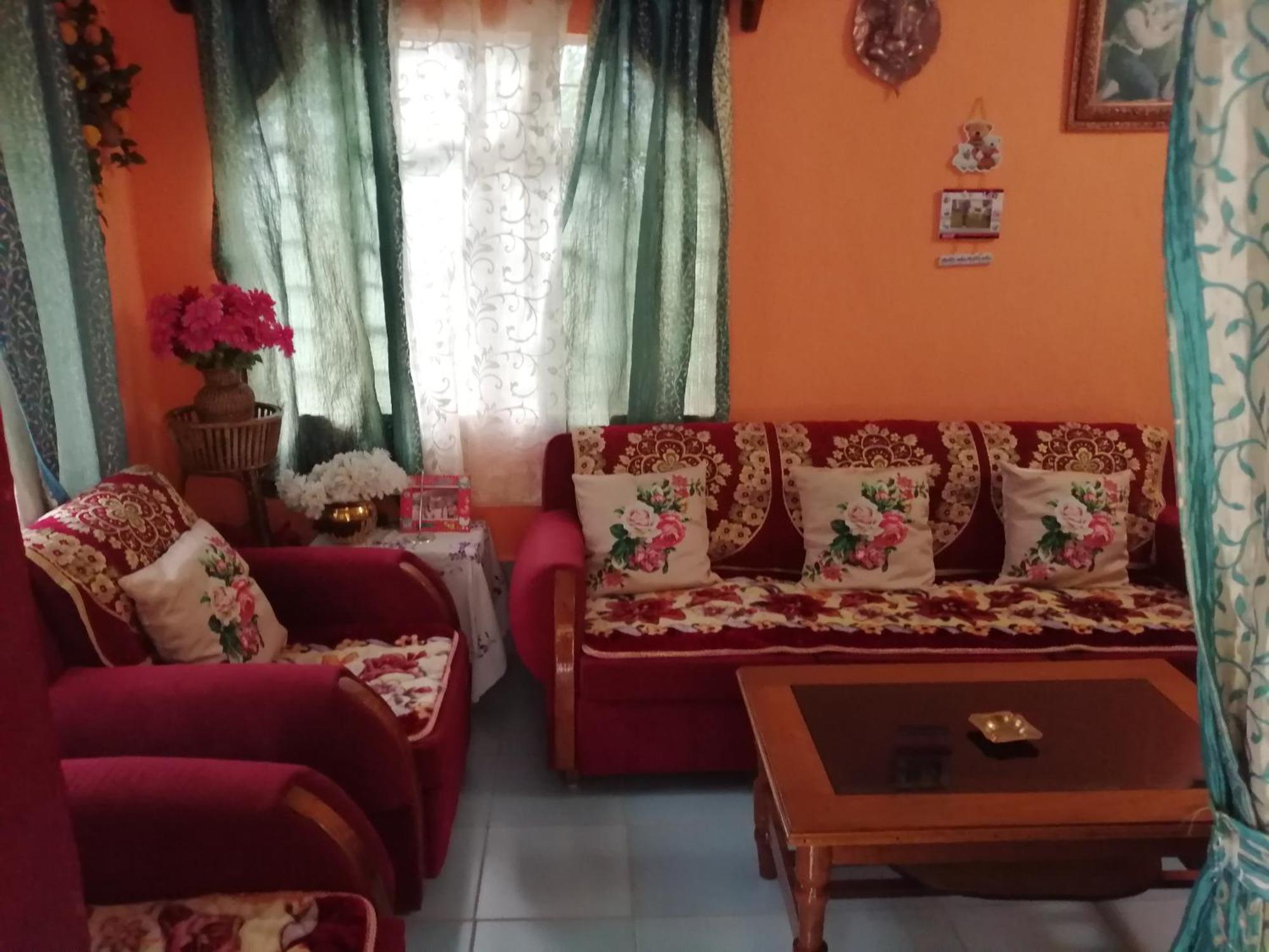 Deepahomestay Gairi Gown Apartment Darjeeling (West Bengal)