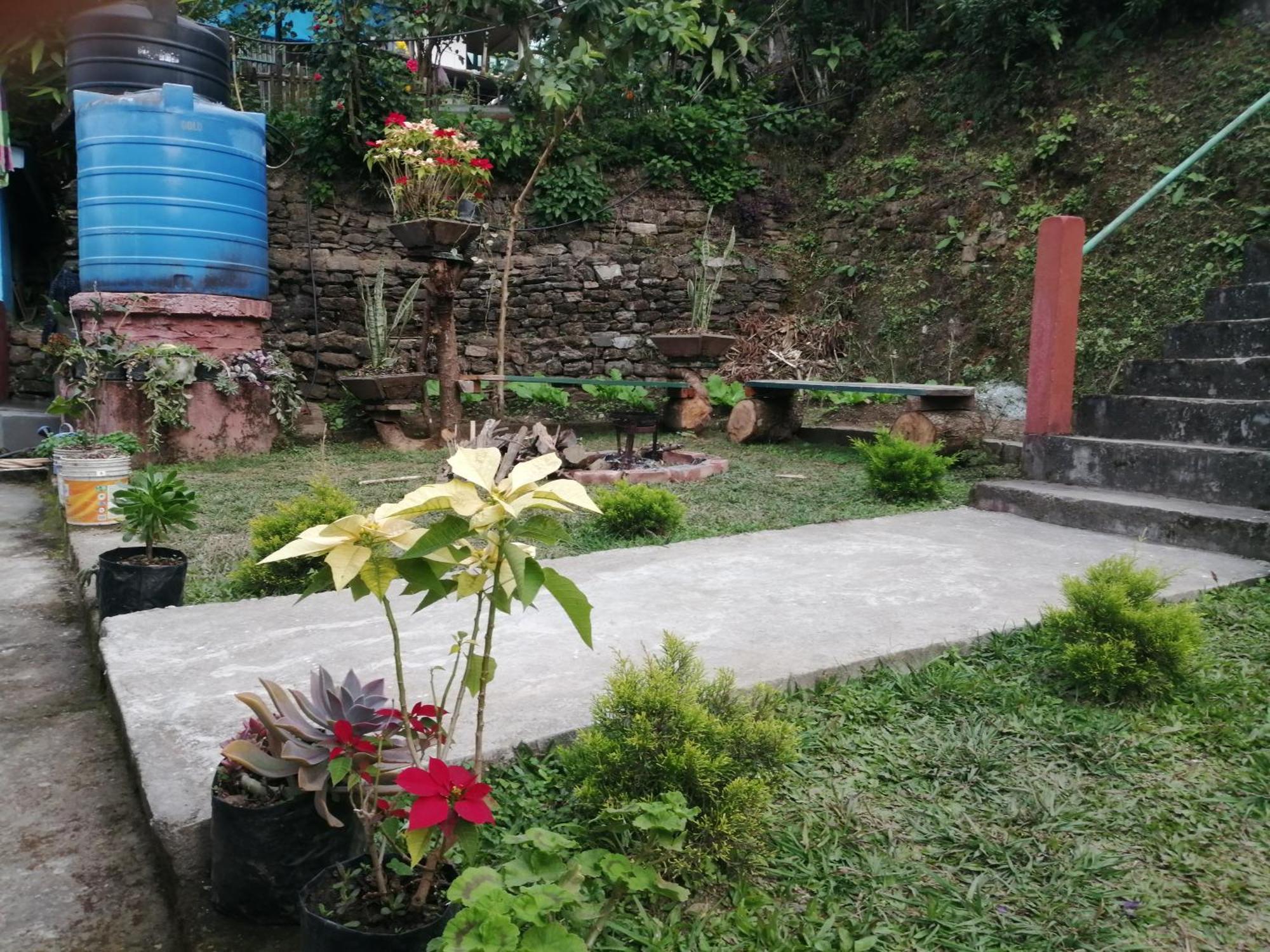 Deepahomestay Gairi Gown Darjeeling (West Bengal)