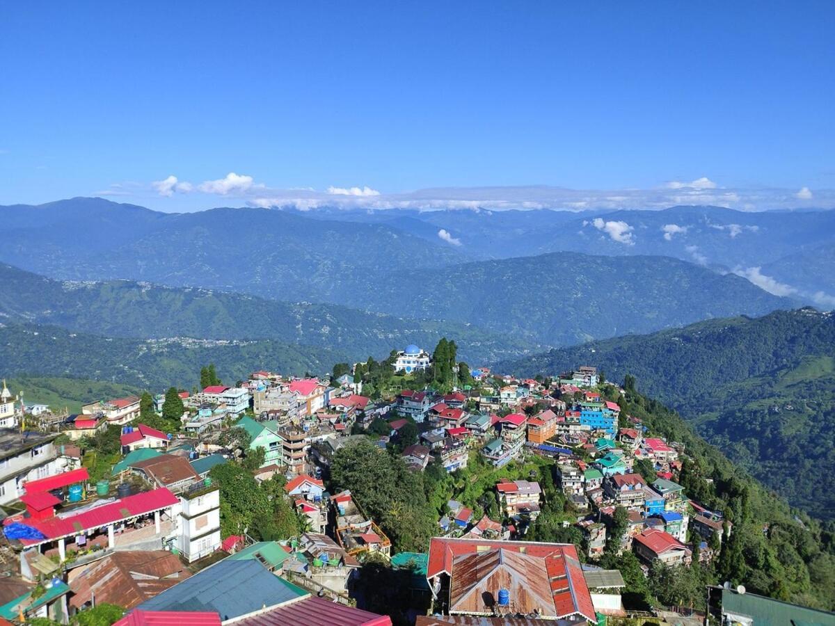 Mig's Darjeeling (West Bengal)