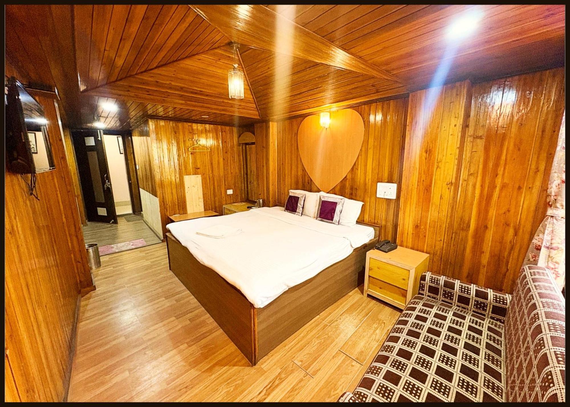 Broadway Annecy Darjeeling - Near Mall Road With Luxury & Spacious - Book Now Hotel Darjeeling (West Bengal)