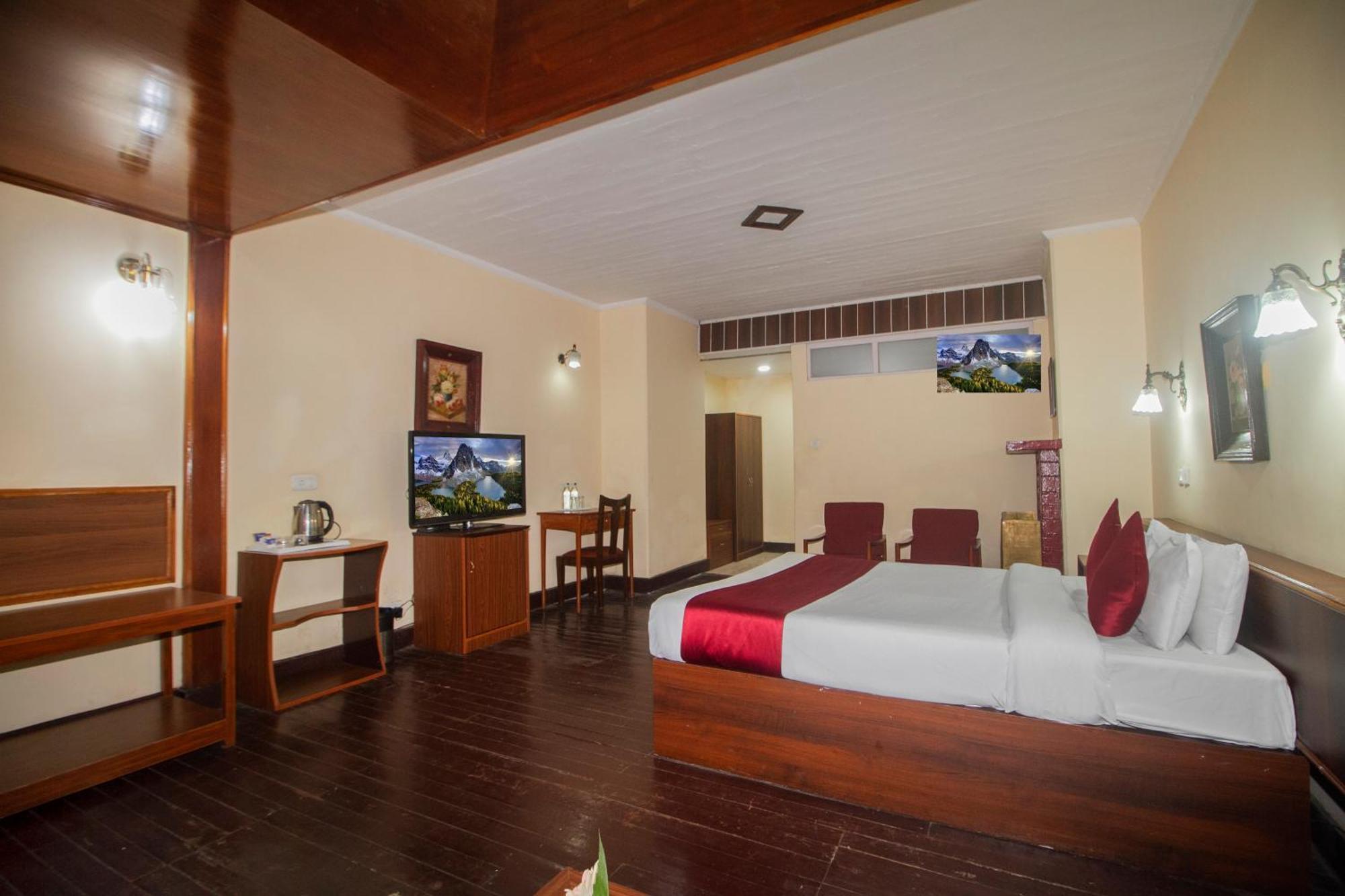 Heritage & Formerly Fortune Itc Darjeeling (West Bengal)