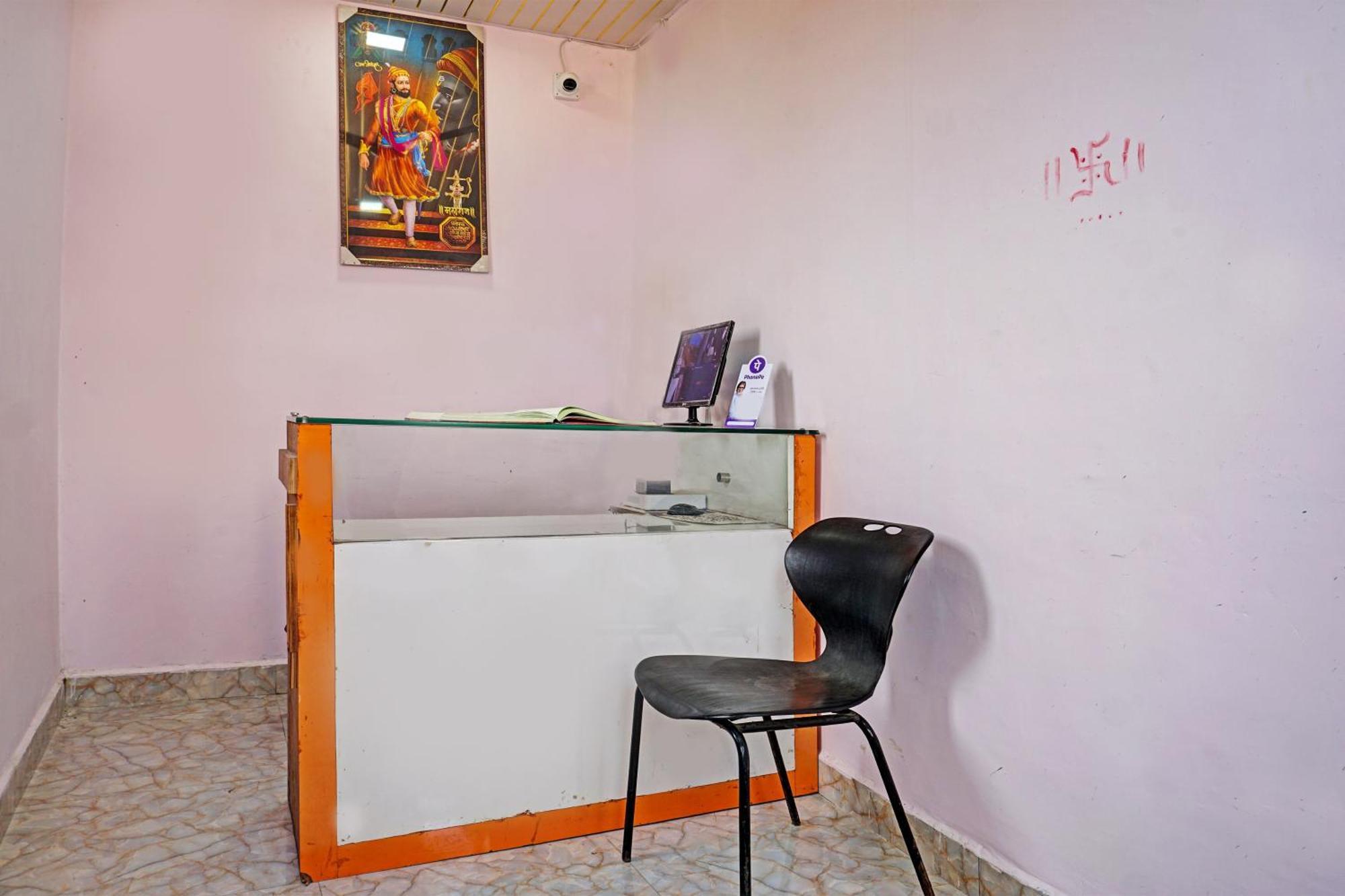 O Adarash Hotel 3*
