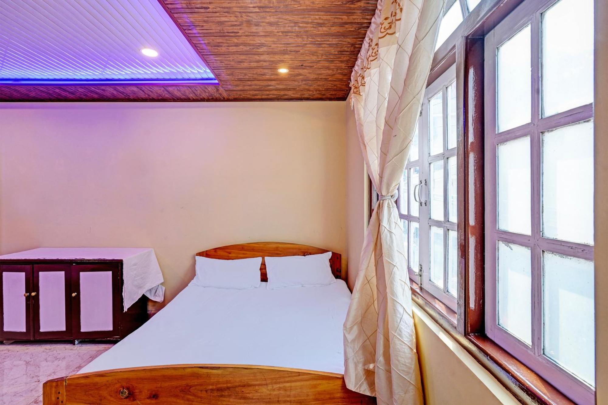 Hotel O Adarash 3*