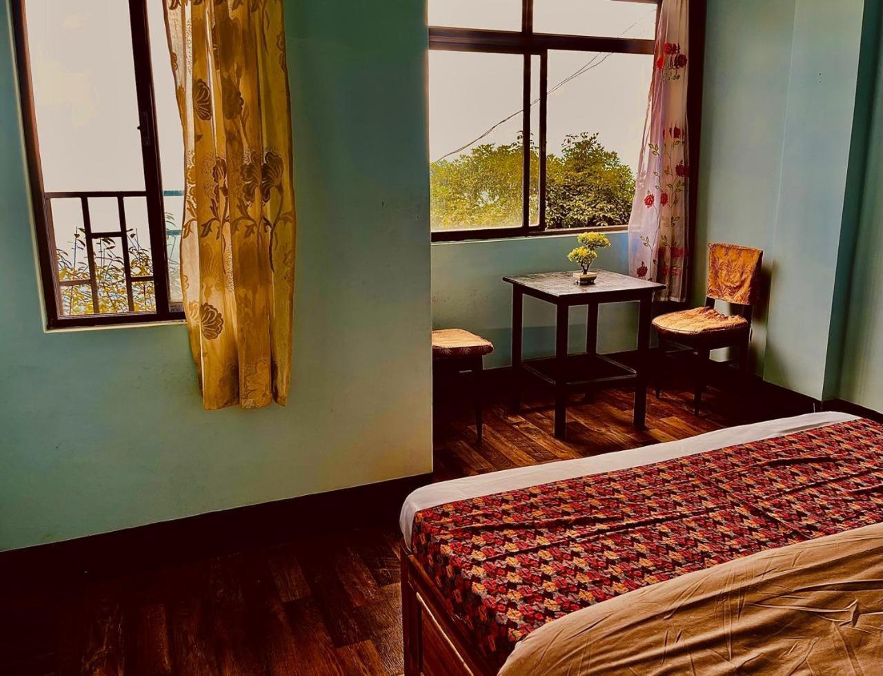 Forest - 80 Mts From Mall Road Homestay Darjeeling (West Bengal)