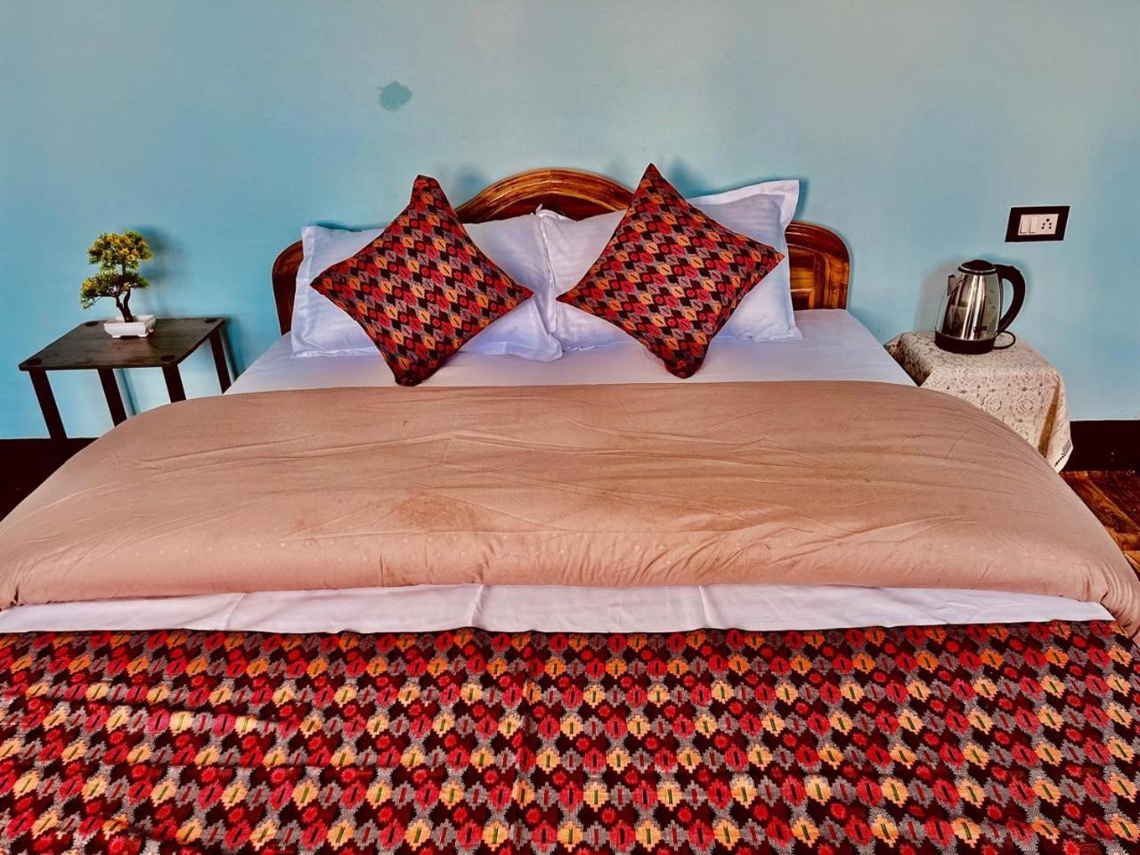 Forest - 80 Mts From Mall Road Homestay *