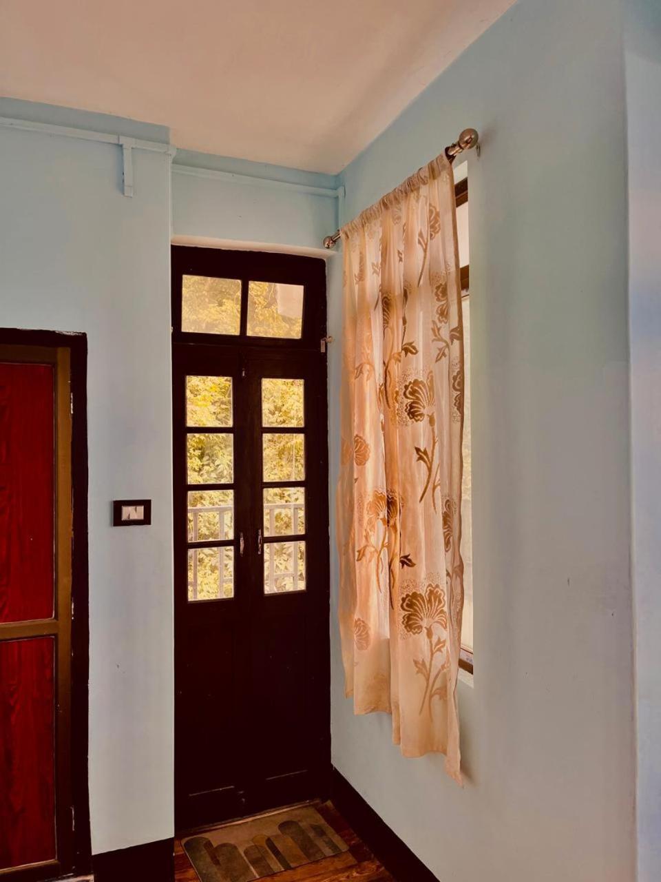 Forest - 80 Mts From Mall Road