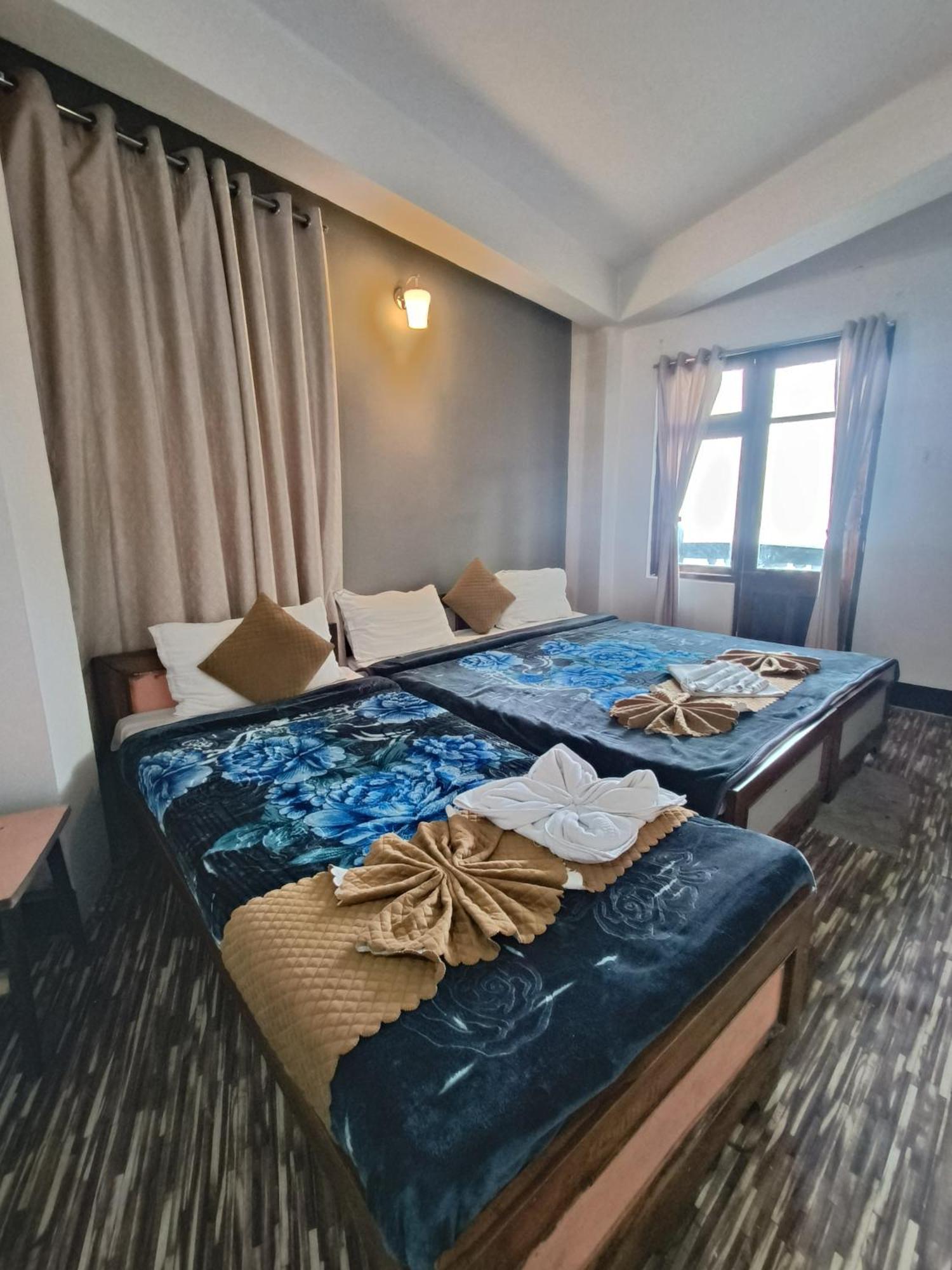 Hotel Hotel Sakura Mountain View 10 Mins From Mall Road