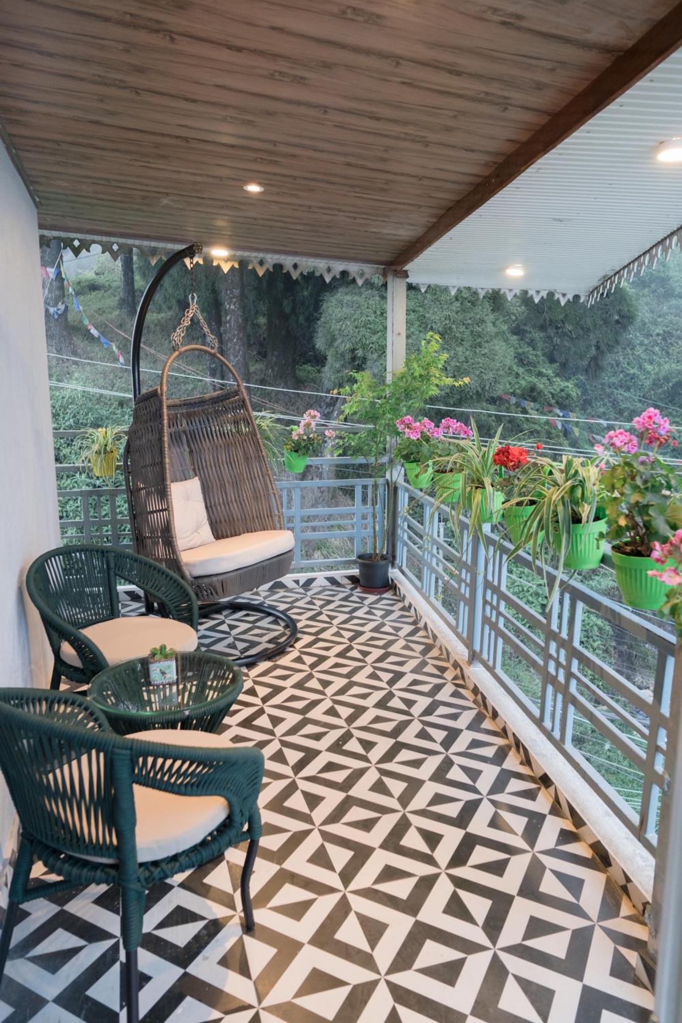 Mount Lungta Boutique & 4*