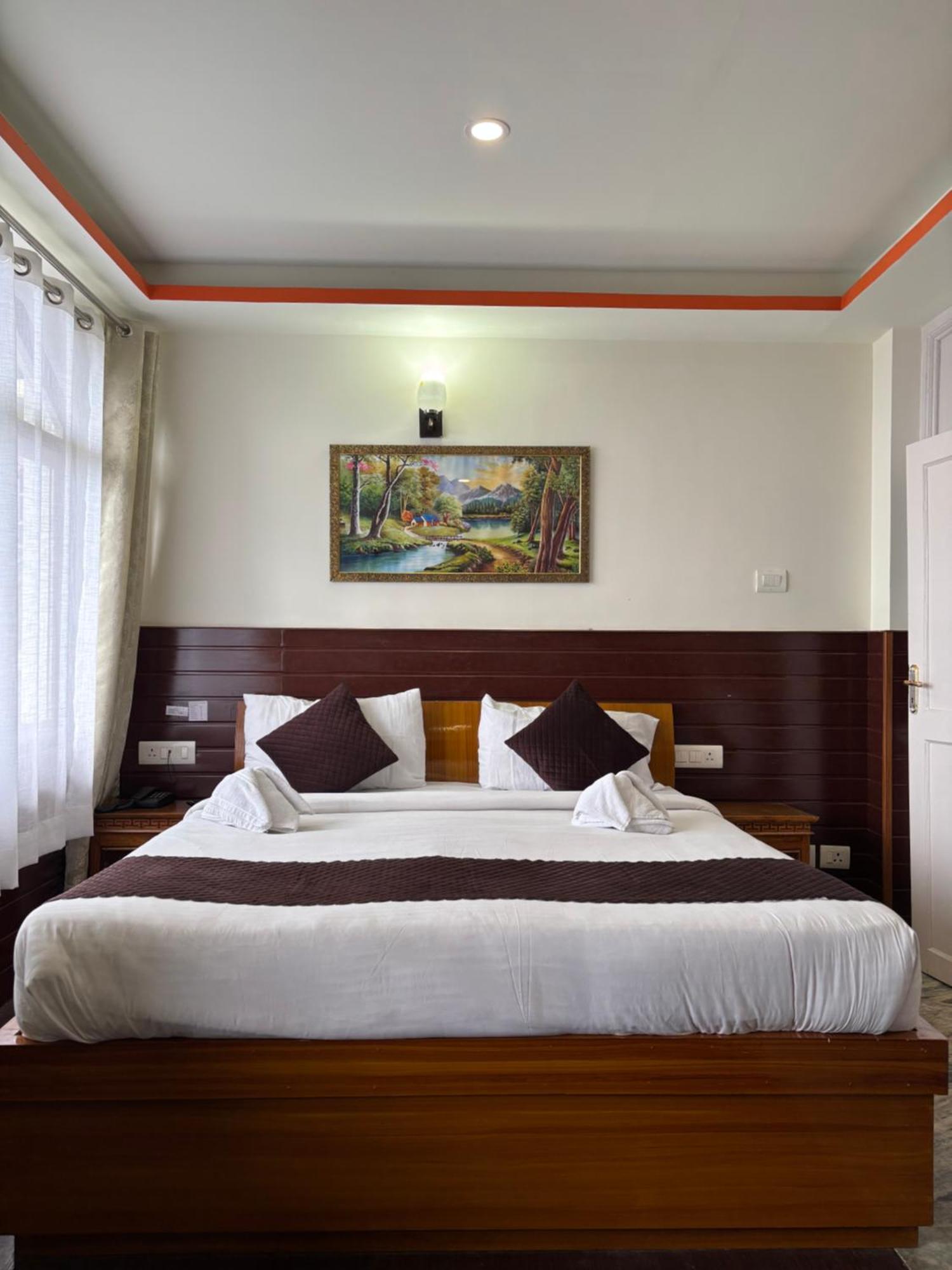 Motel Kasturi Palace & Restaurant Darjeeling