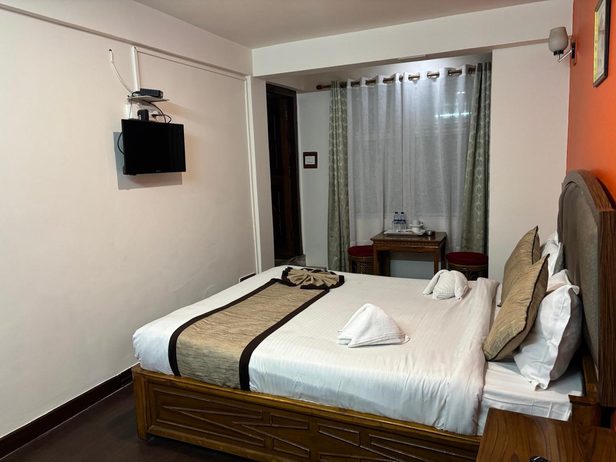 Kasturi Palace & Restaurant Darjeeling Motel 3*