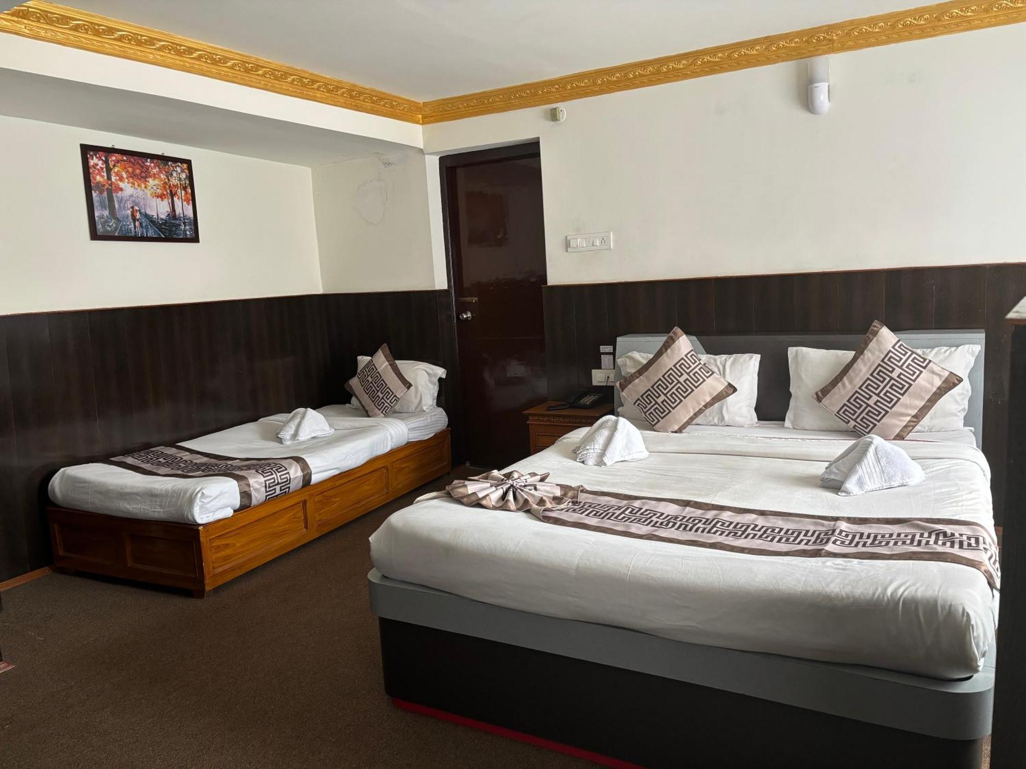 Kasturi Palace & Restaurant Darjeeling 3* Darjeeling (West Bengal)