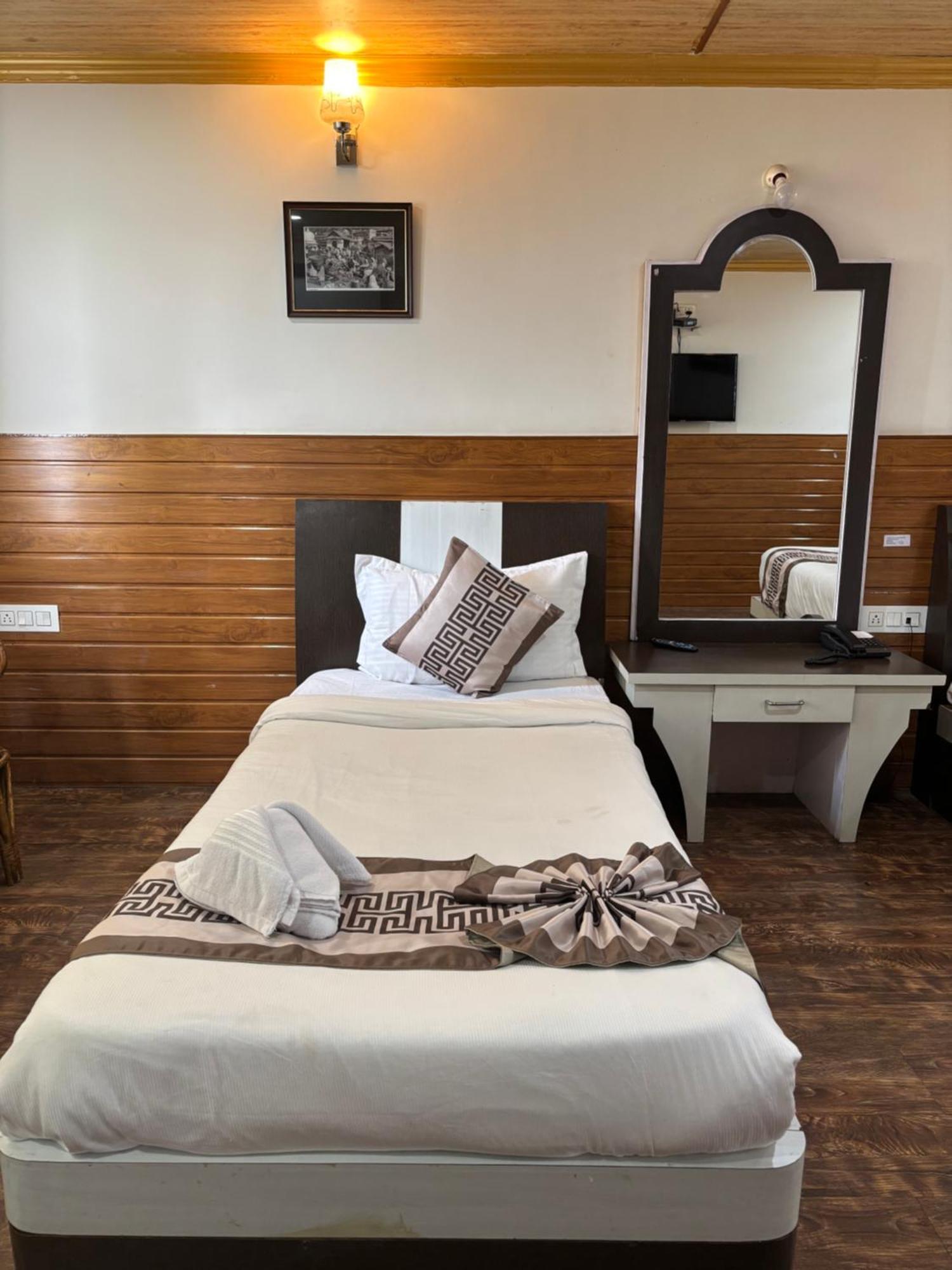 Motel Kasturi Palace & Restaurant Darjeeling