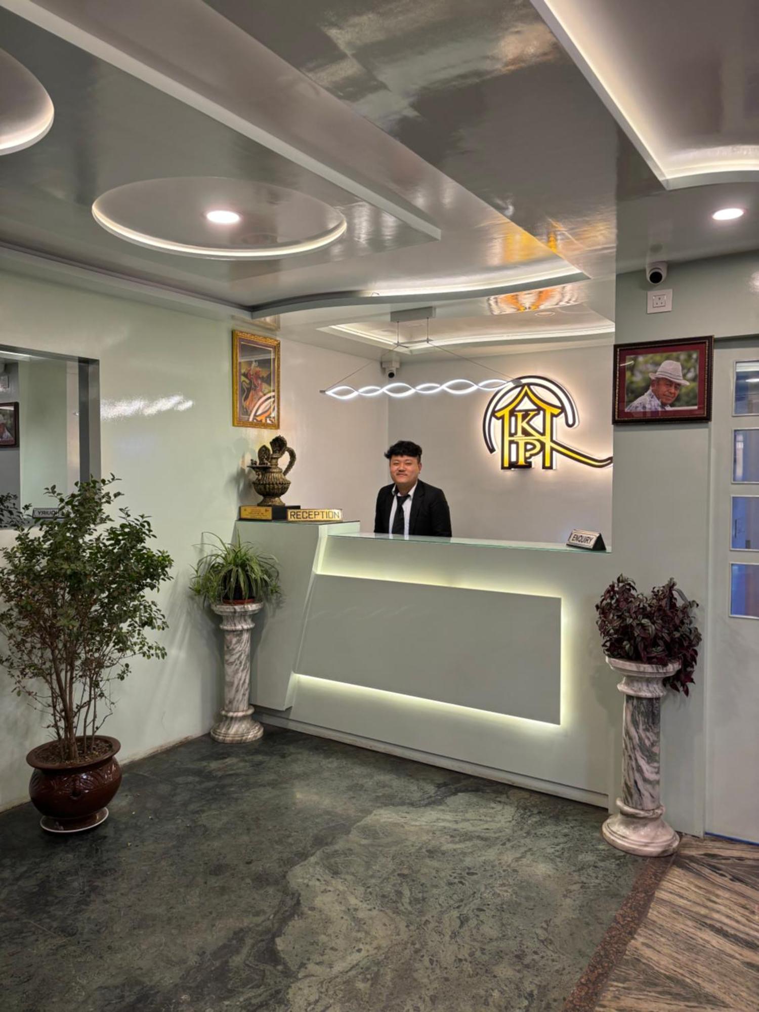 Motel Kasturi Palace & Restaurant Darjeeling