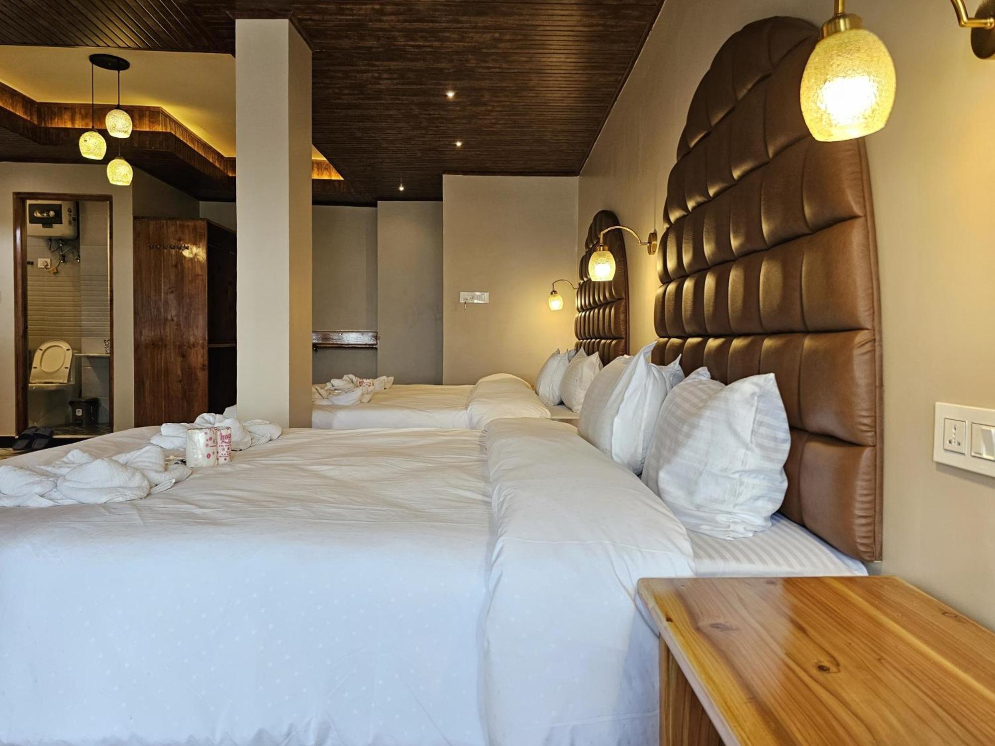 Hotel Golden Orchid