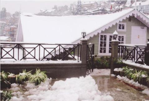 Sanderling Hotel
