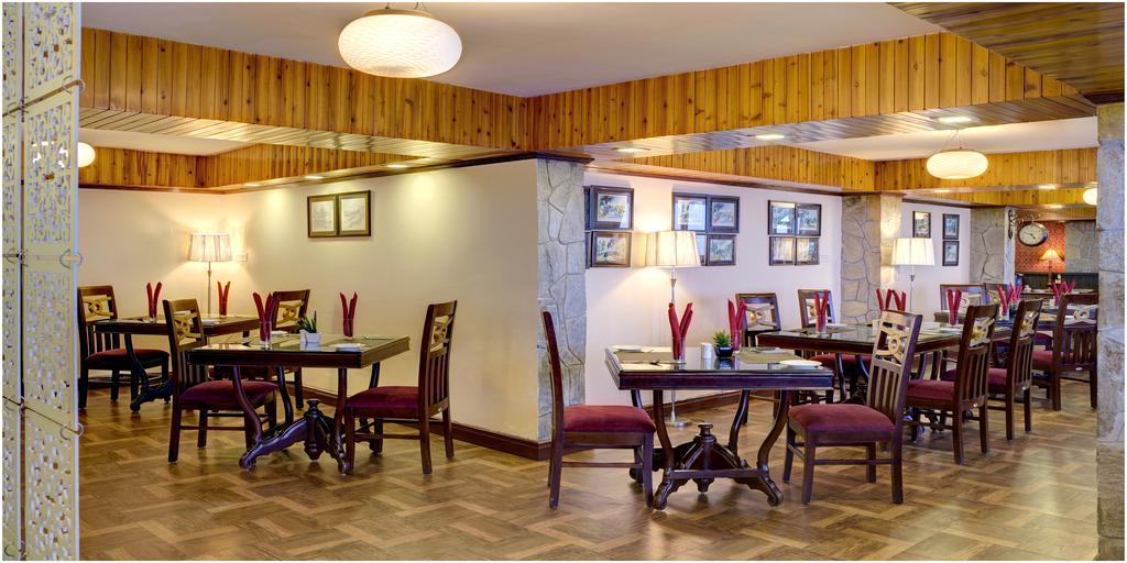 Hotel Summit Yashshree & 3*