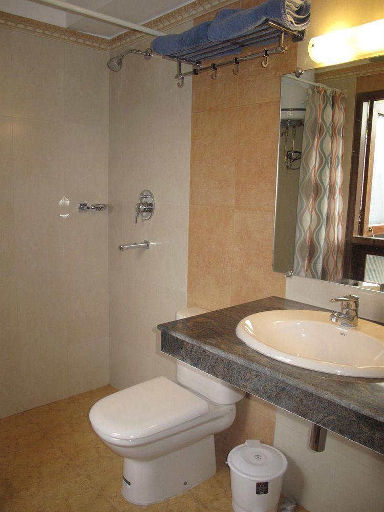 Hotel Dekeling 3*