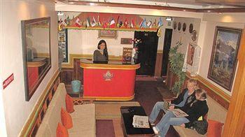 Dekeling Hotel 3*