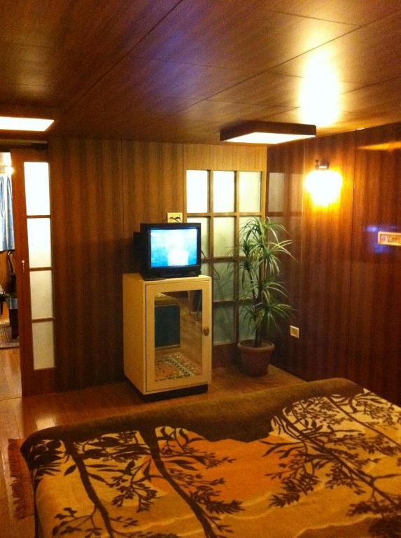 Mohit Hotel 2*