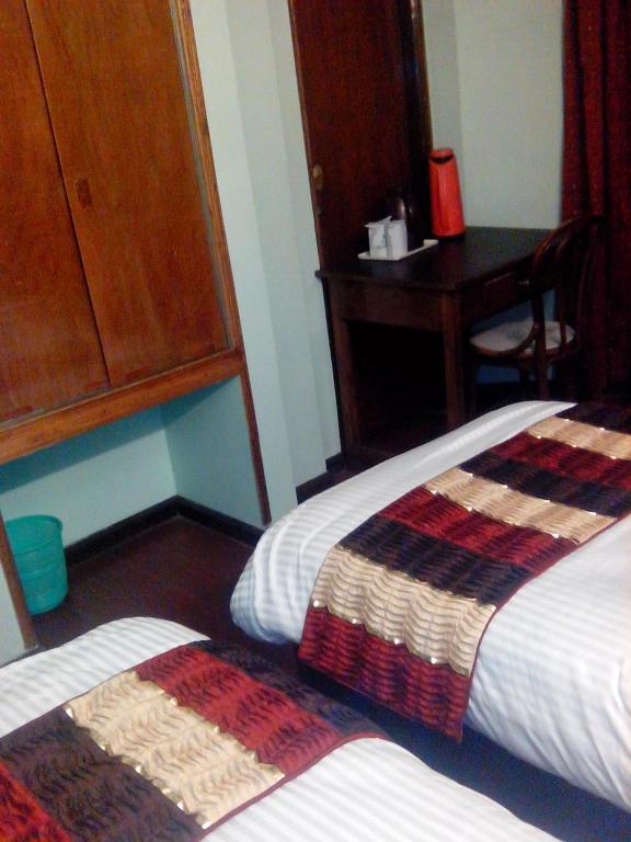 Mohit Hotel Darjeeling (West Bengal)