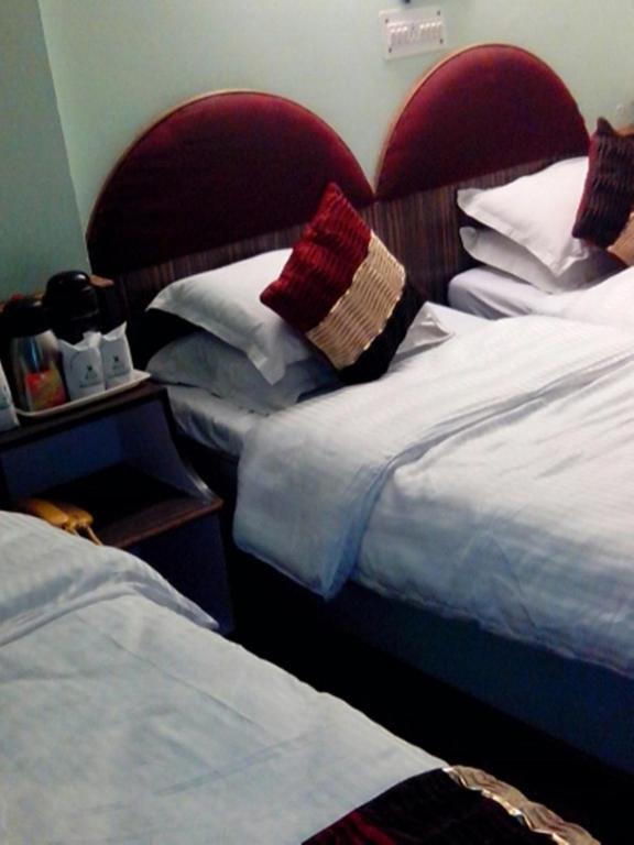 Mohit Hotel Darjeeling (West Bengal)