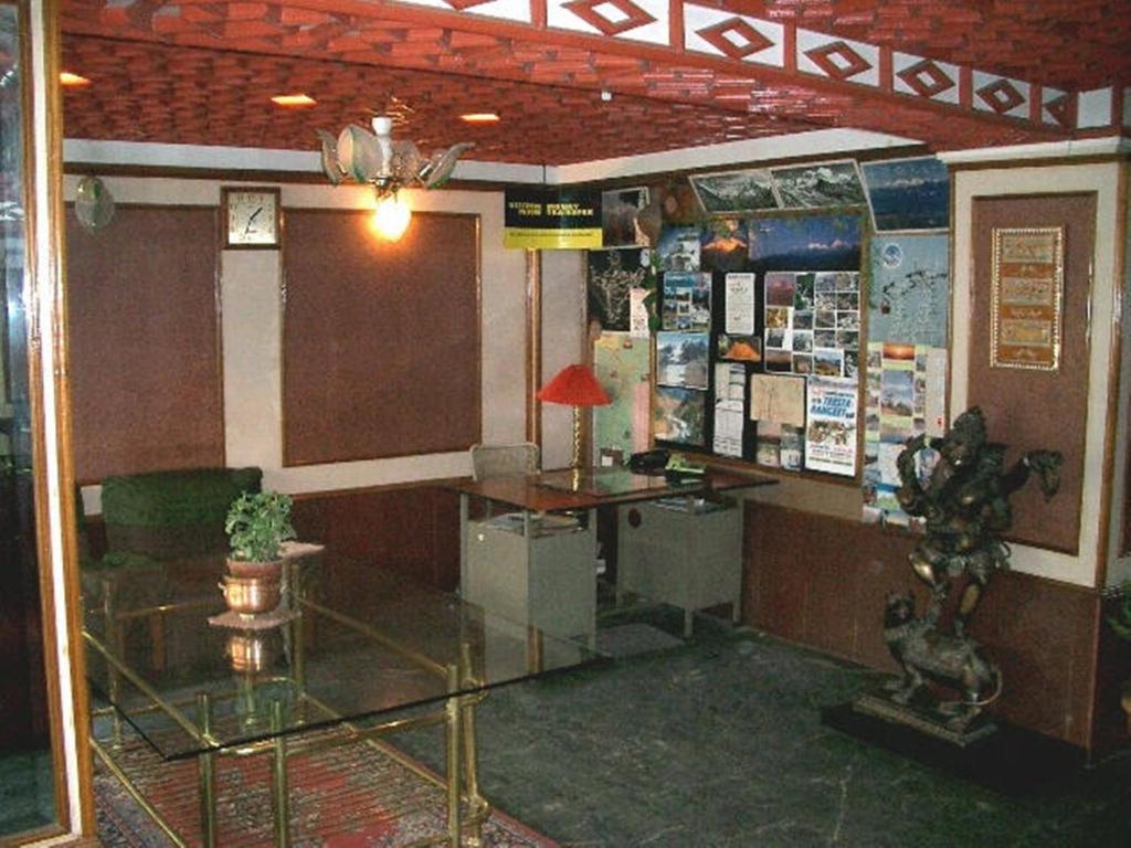 Mohit Hotel 2*