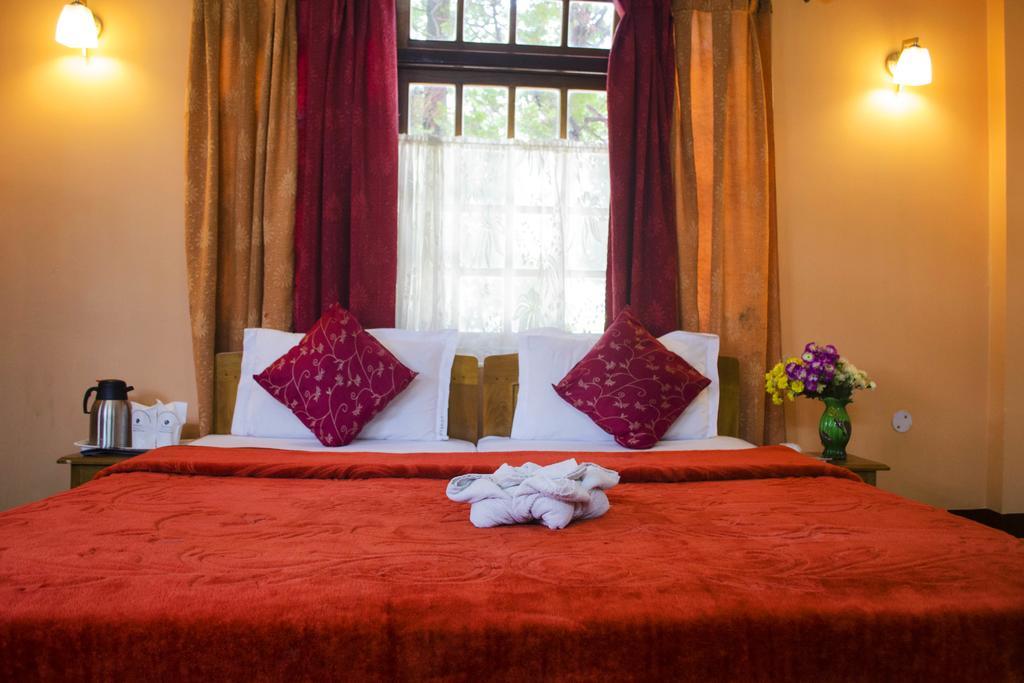 Hill Crown Retreat Hotel